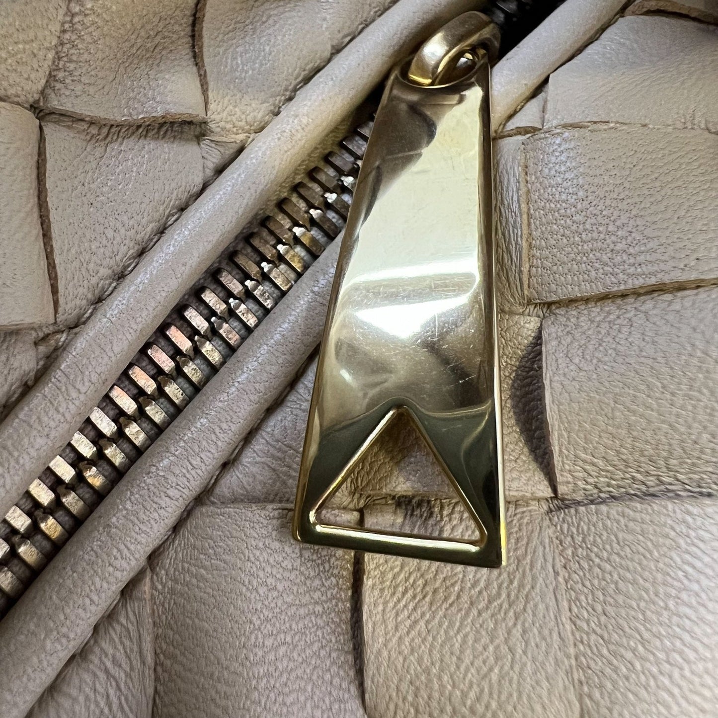 Bottega Veneta Teen (Current Small) Jodie Hobo Bag in Porridge (Light Beige) Intrecciato Lambskin and GHW