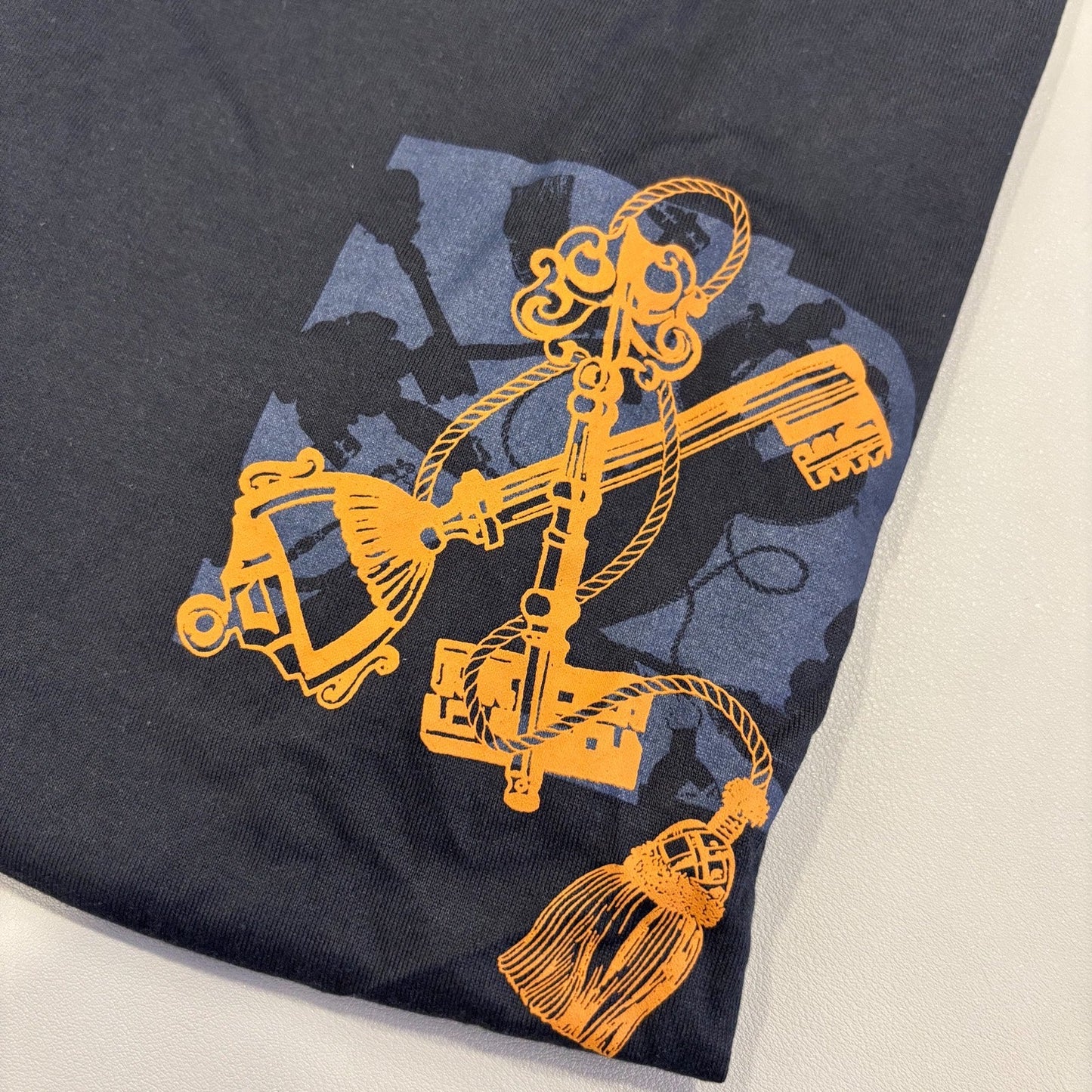 Hermes Droit Cartouche T-shirt in Bleu Noir Cotton