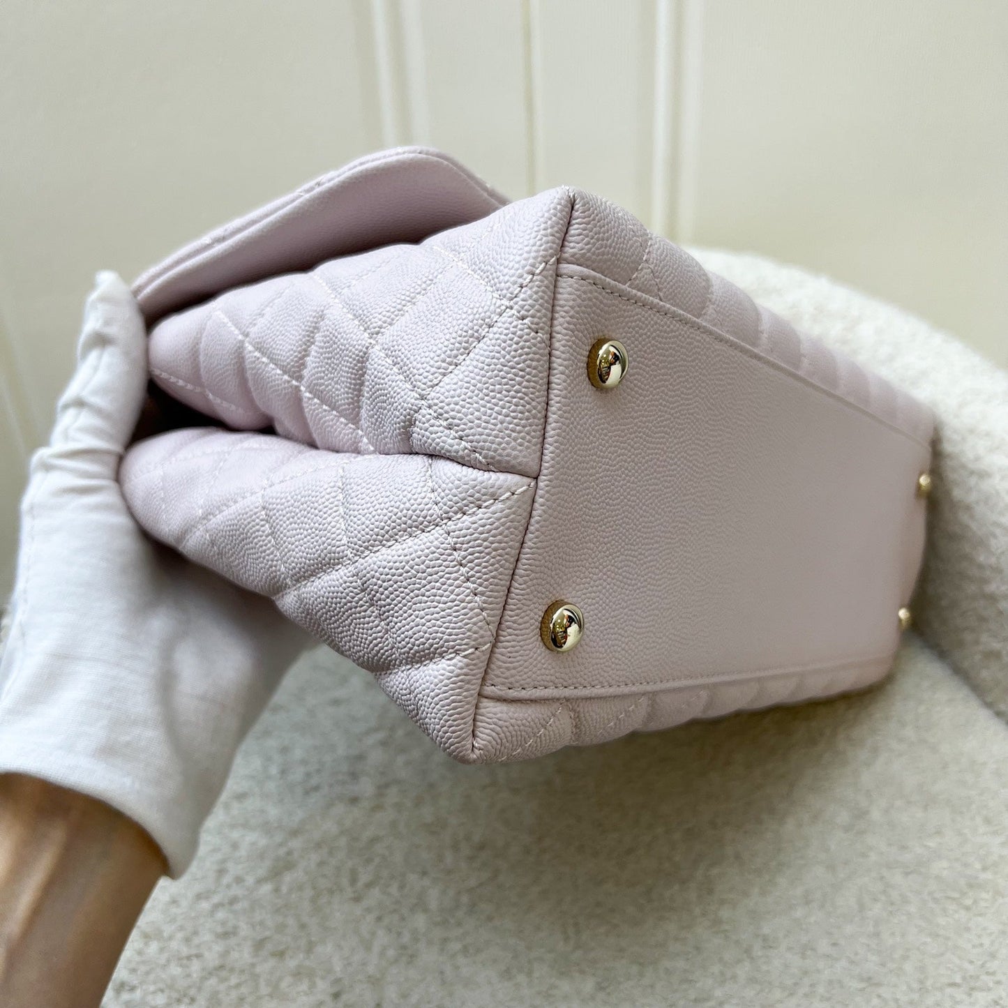 Chanel Medium 29cm Coco Handle in 20A Lilac Caviar and LGHW