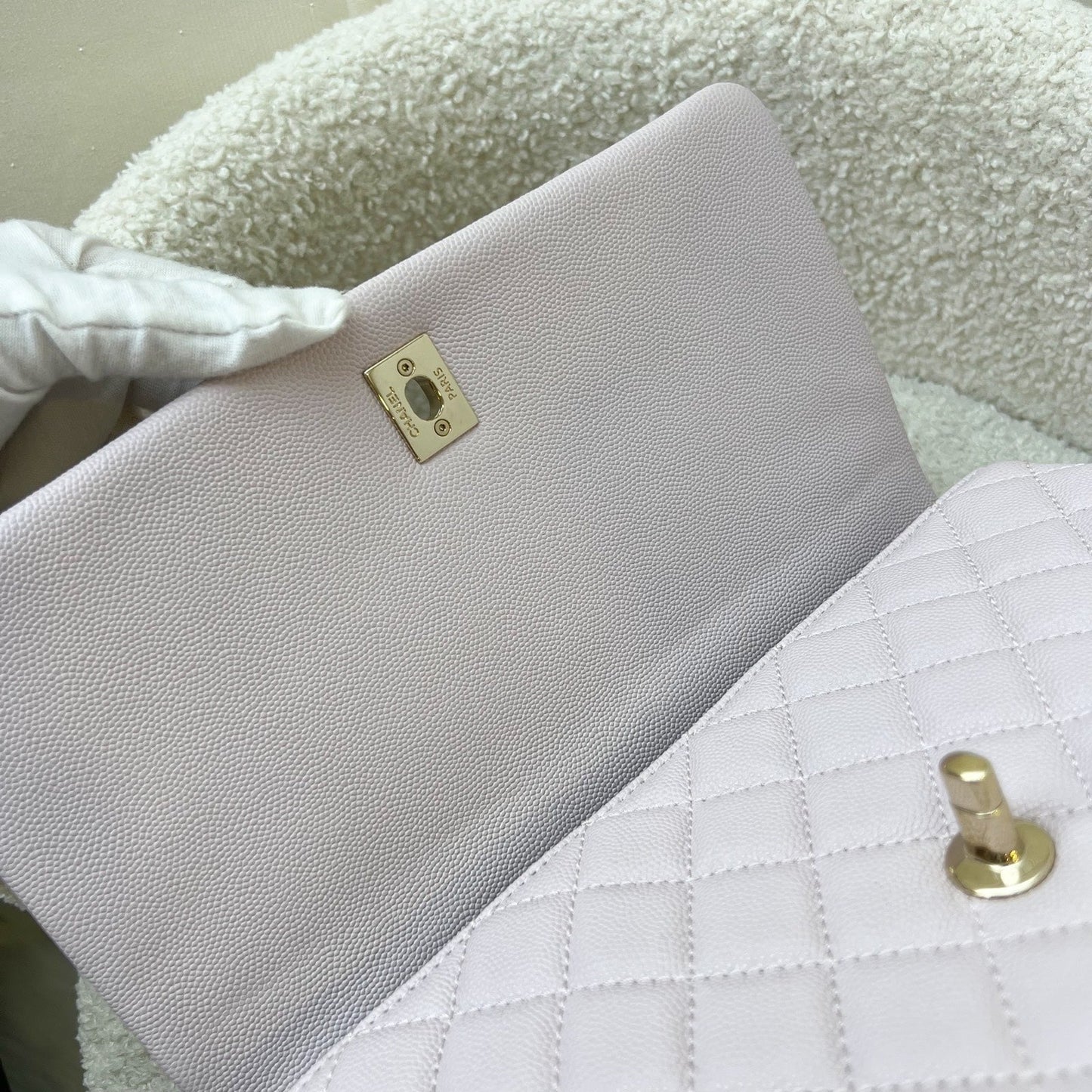 Chanel Medium 29cm Coco Handle in 20A Lilac Caviar and LGHW