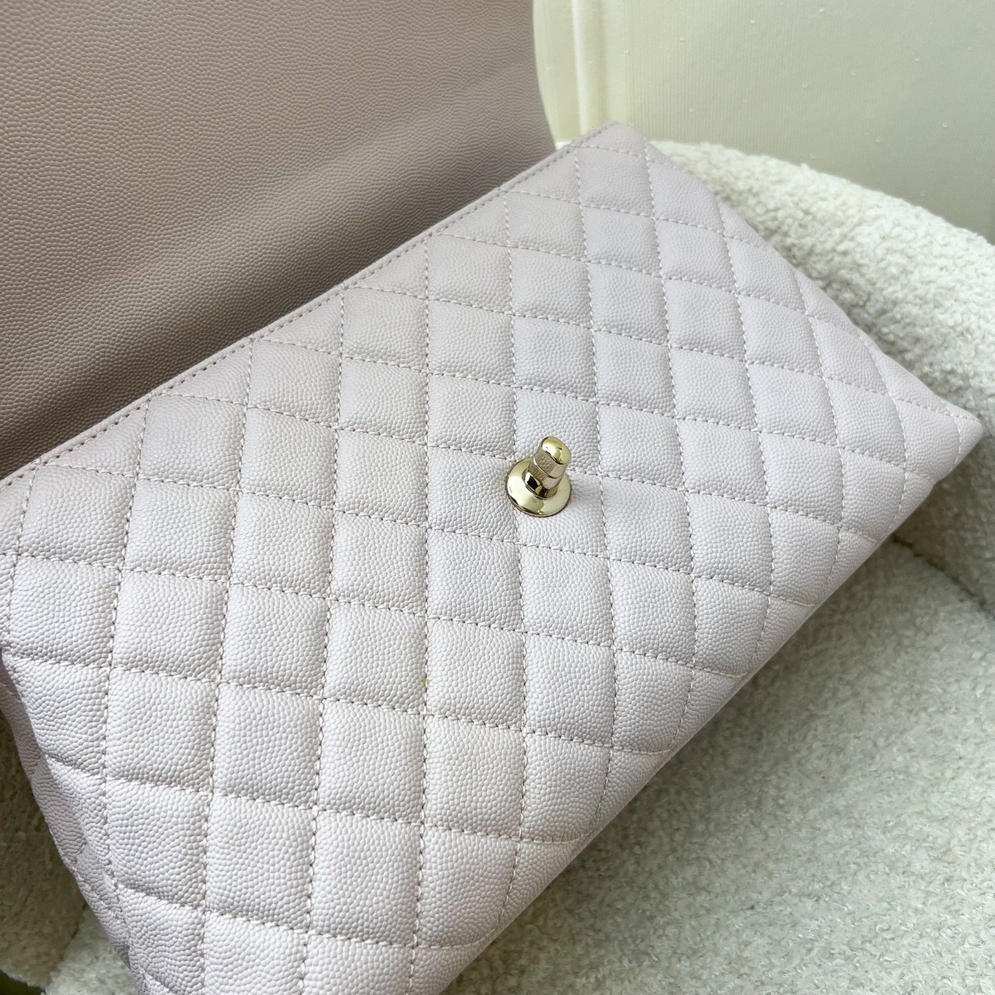 Chanel Medium 29cm Coco Handle in 20A Lilac Caviar and LGHW