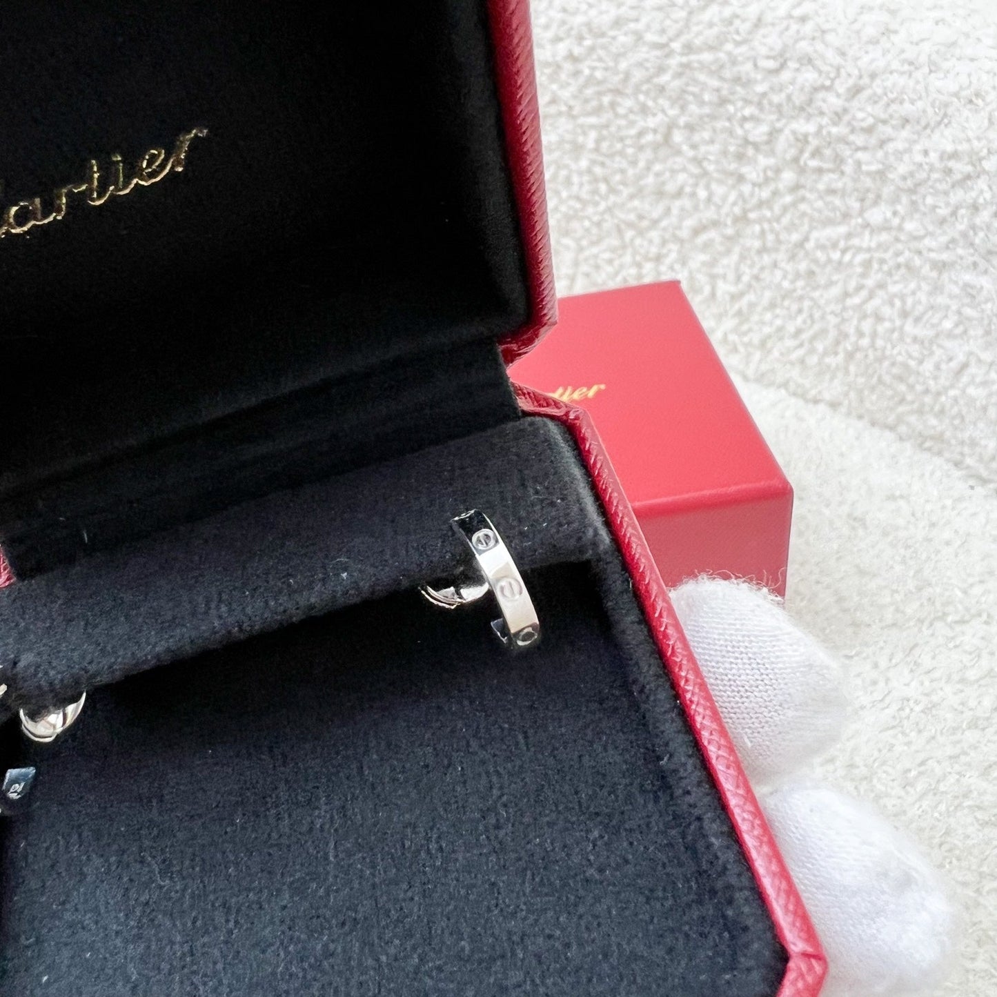 Cartier Love Earrings Small Model in 18K White Gold (Model: B8028900)