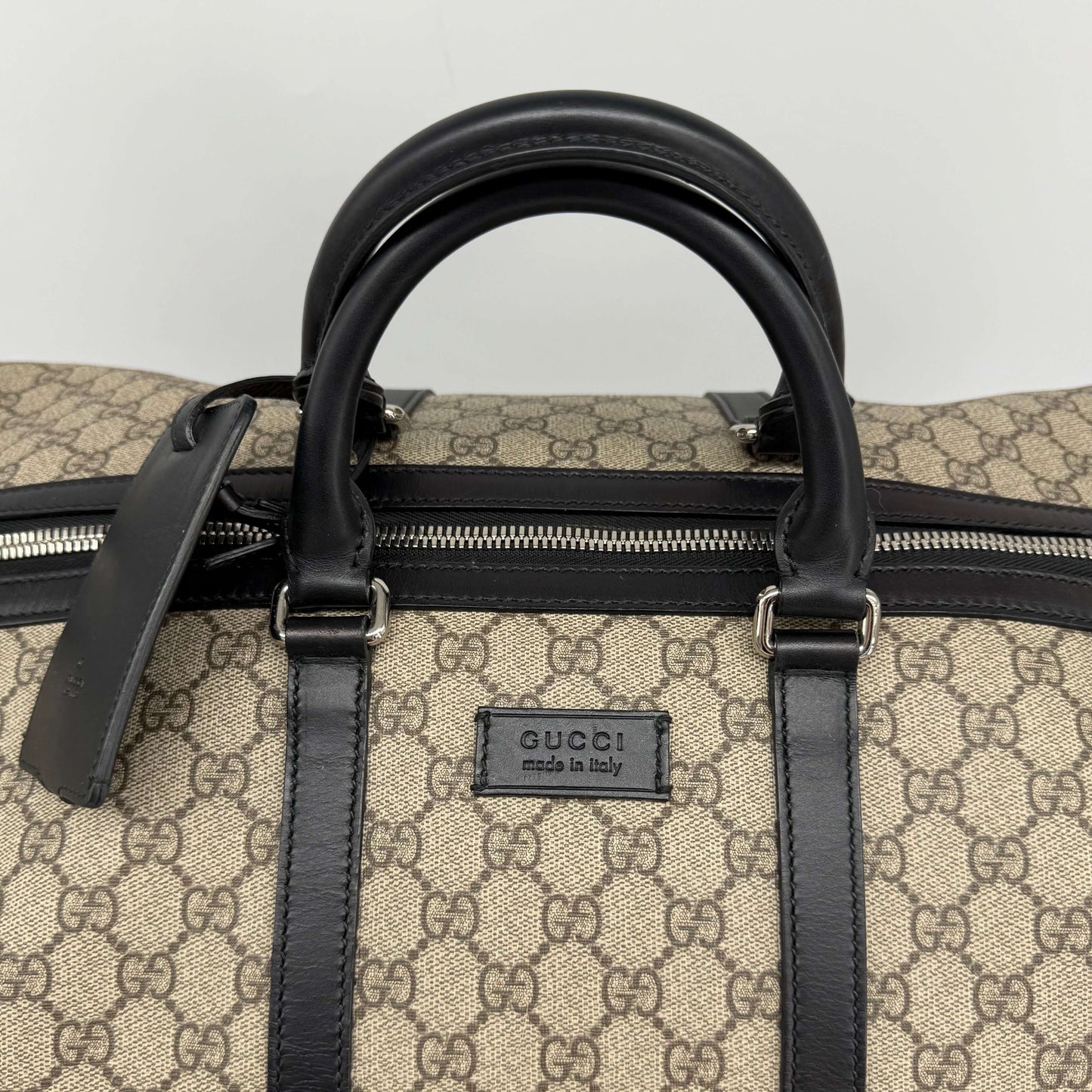 Gucci GG Supreme Duffle Carry-on Bag