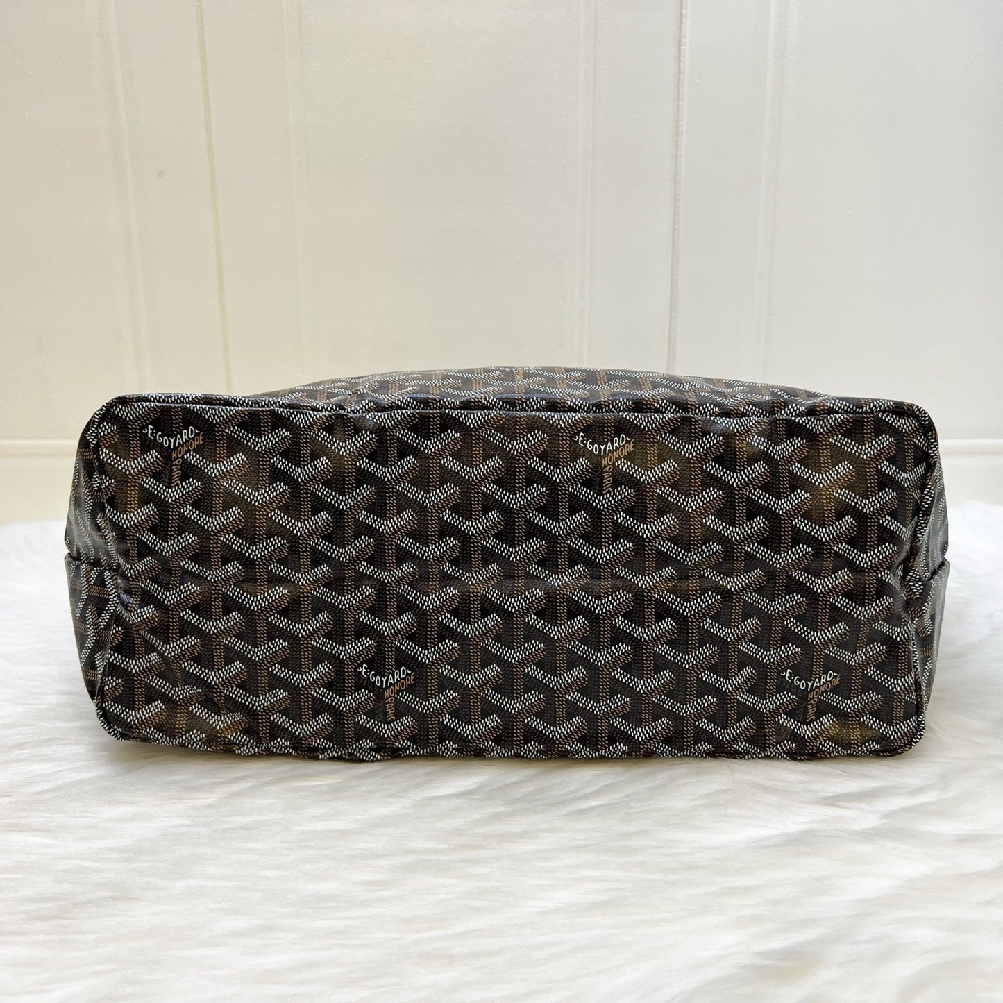 [Havik ShopsNew] Goyard Saint Louis PM Tote in Black Signature Goyardine Canvas
