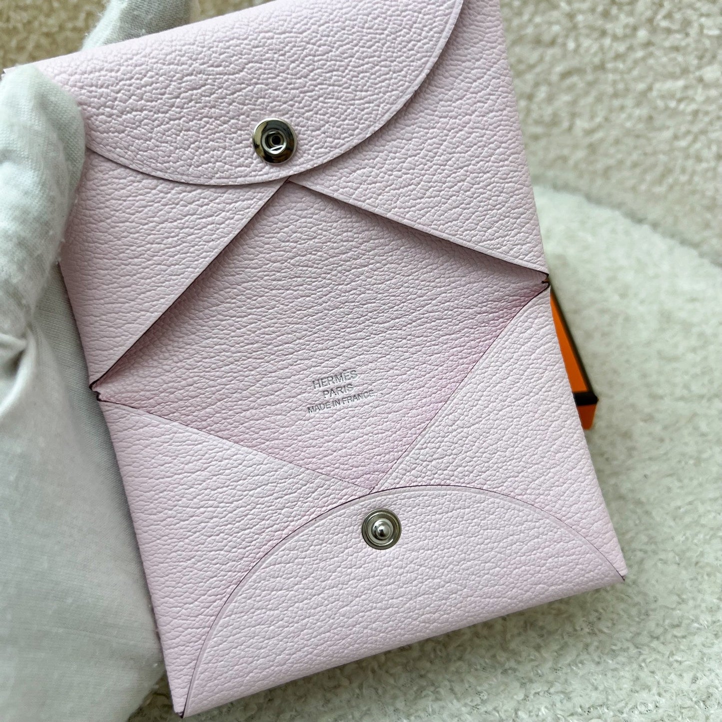 [Havik Shopsnew] Hermes Calvi Card Holder in Rose Darling Chevre Leather and PHW