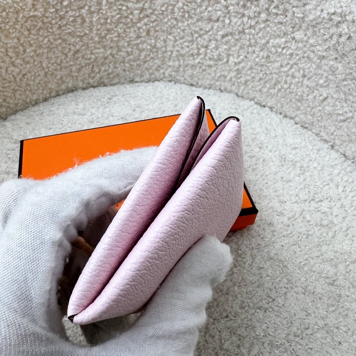 [Havik Shopsnew] Hermes Calvi Card Holder in Rose Darling Chevre Leather and PHW