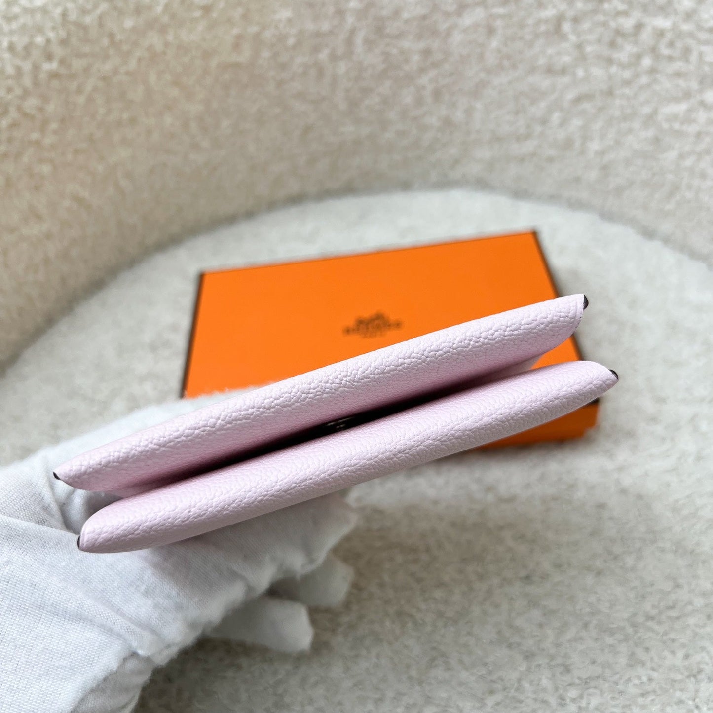 [Havik Shopsnew] Hermes Calvi Card Holder in Rose Darling Chevre Leather and PHW