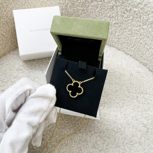 Van Cleef & Arpels VCA Vintage Alhambra Single Motif Pendant Necklace with Onyx in 18K Yellow Gold