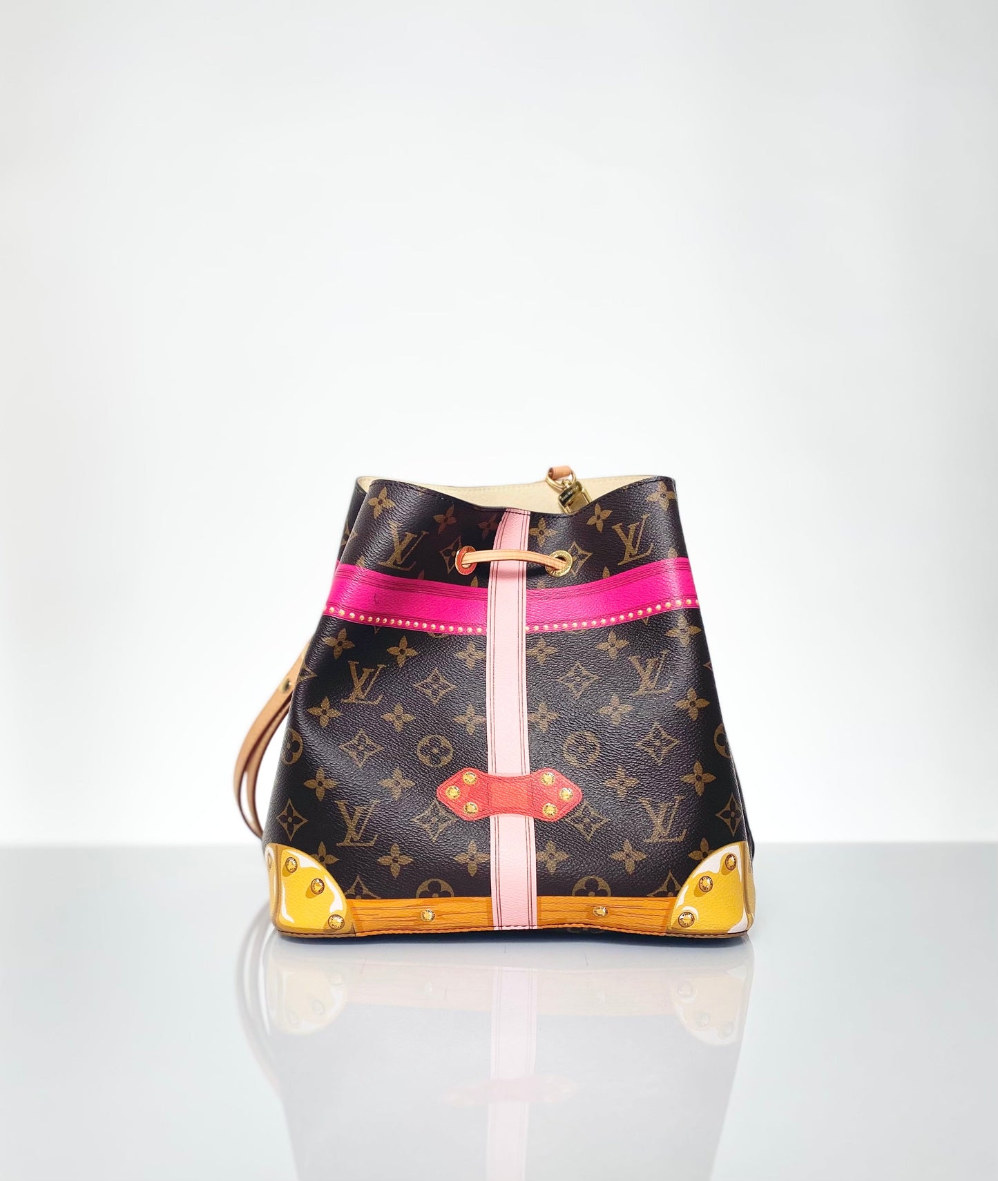 Louis Vuitton Preloved Neo Noe' Bucket Bag Summer Trunk