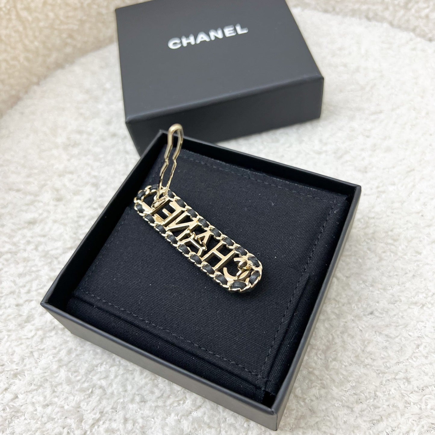 Chanel Chain Around Hairpin / Hairclip with Black Leather in LGHW
