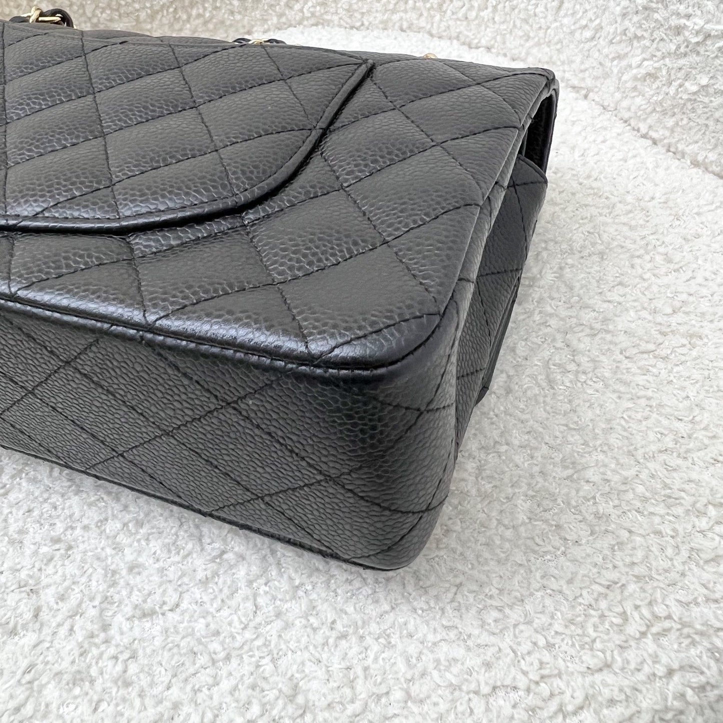 Chanel Vintage Medium Classic Flap CF in Black Caviar and 24K GHW