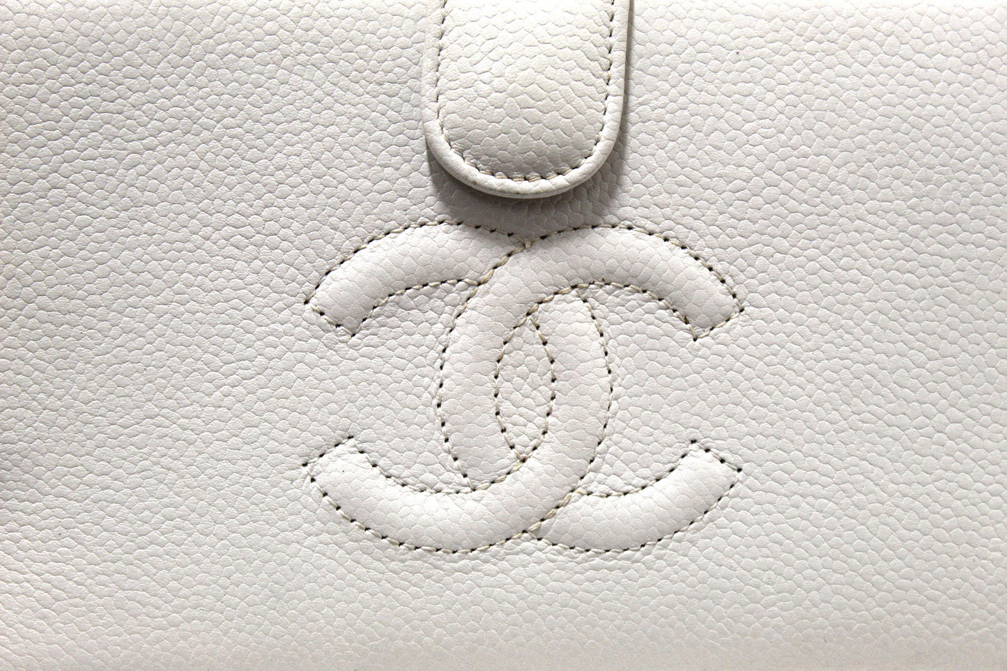 Chanel Vintage White Caviar CC Leather Classic Long Wallet