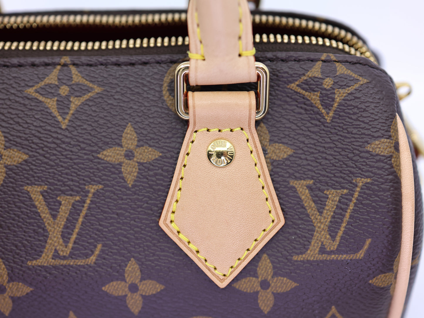 Louis Vuitton  Monogram Speedy Bandouliere 20 Beige