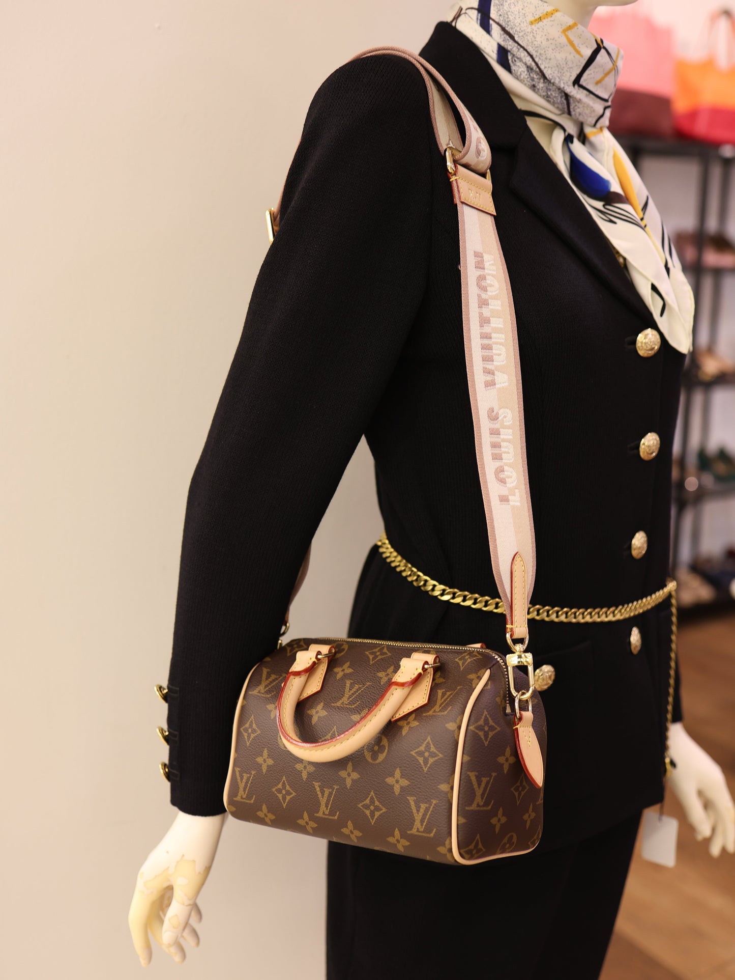 Louis Vuitton  Monogram Speedy Bandouliere 20 Beige