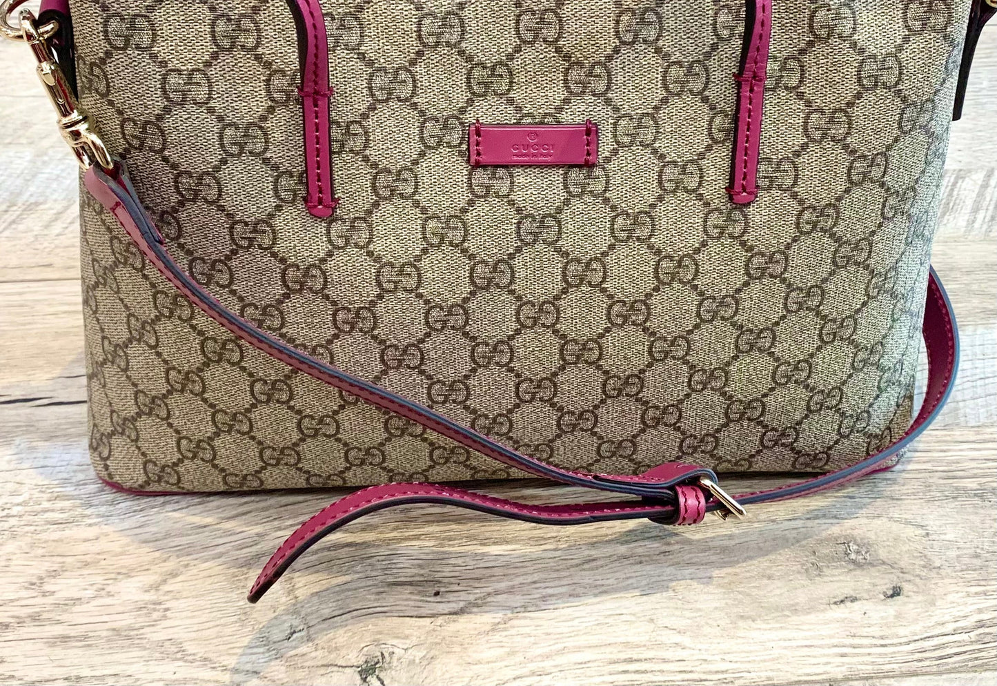 GUCCI GG SMALL ZIP TOTE BAG