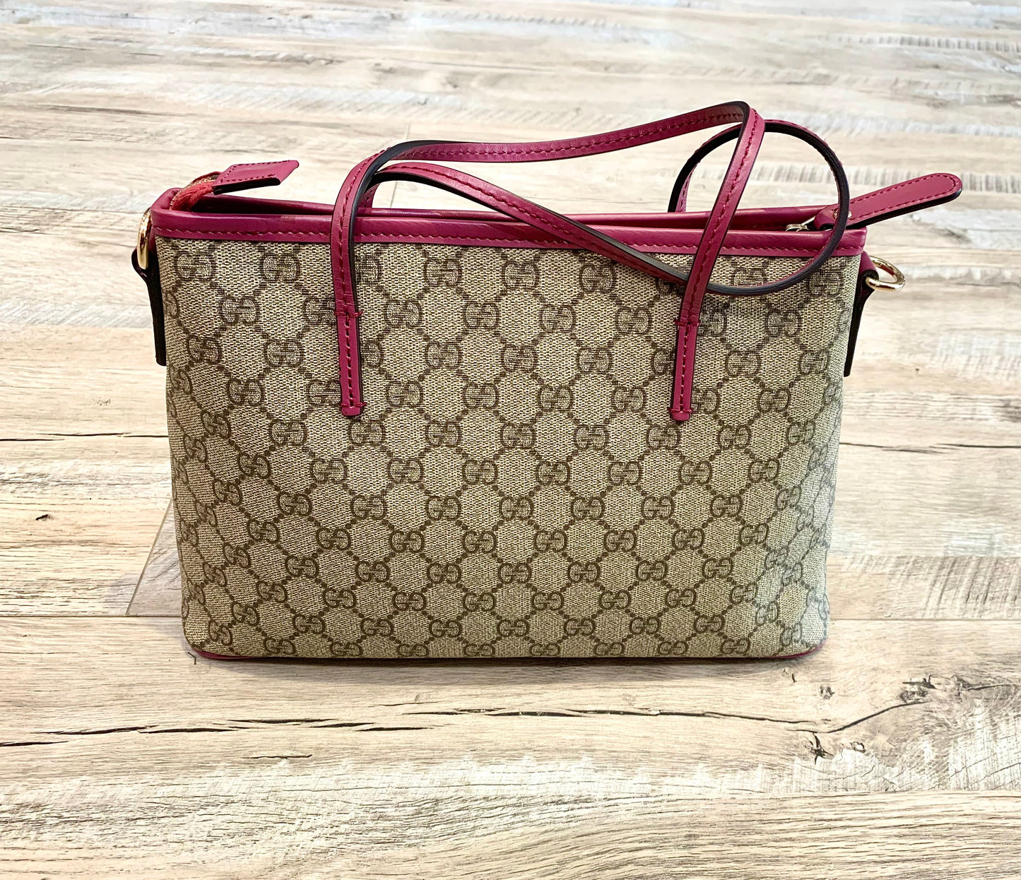 GUCCI GG SMALL ZIP TOTE BAG