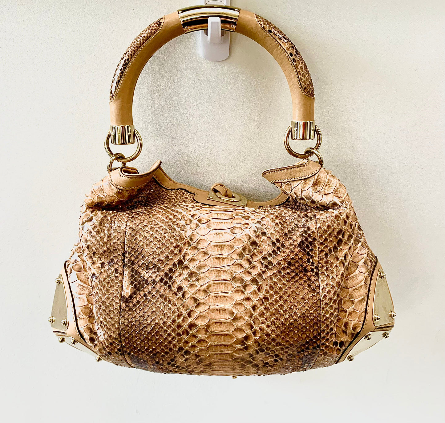 GUCCI BEIGE PYTHON INDY HOBO BAG