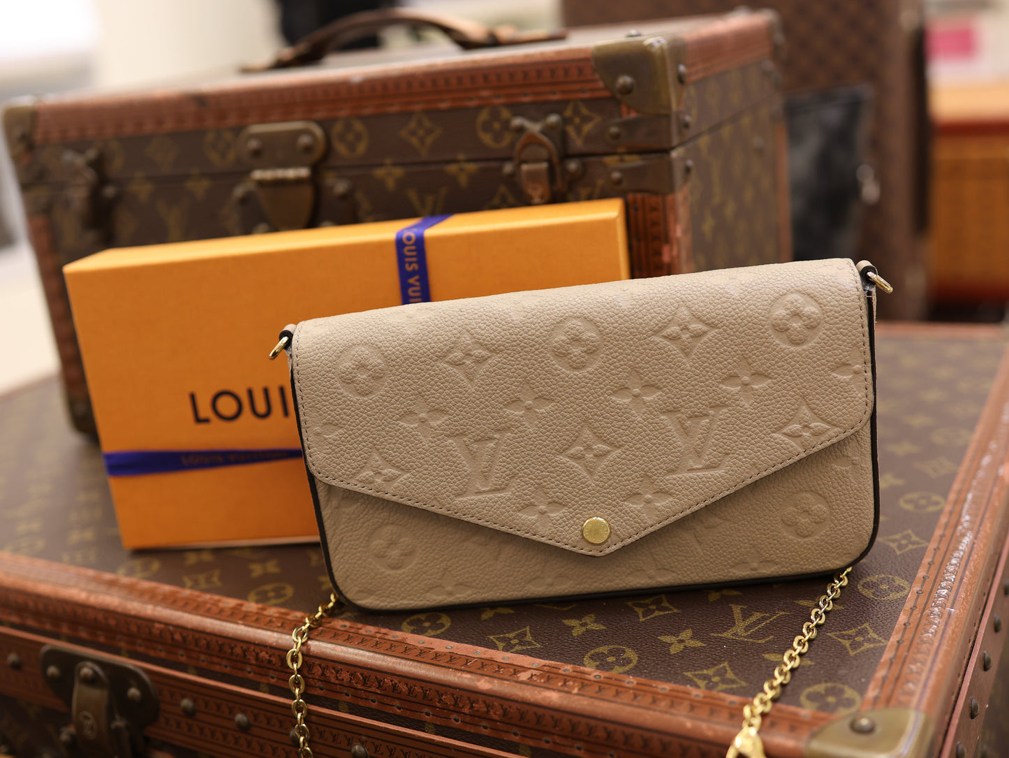 Louis Vuitton  Empreinte Pochette Felicie Chain Wallet