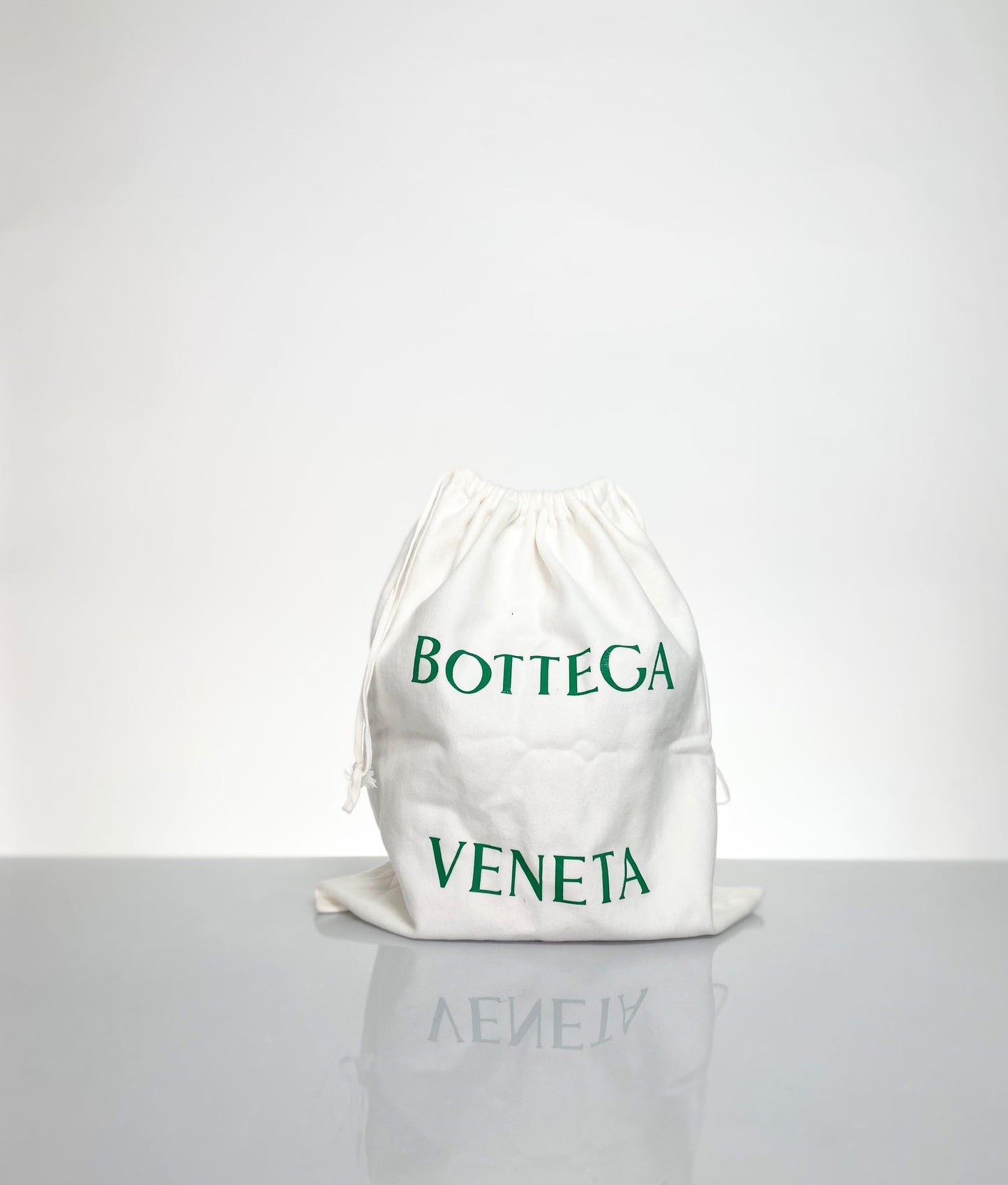 Preloved Bottega Veneta Cassette Cross Body Bucket Bag