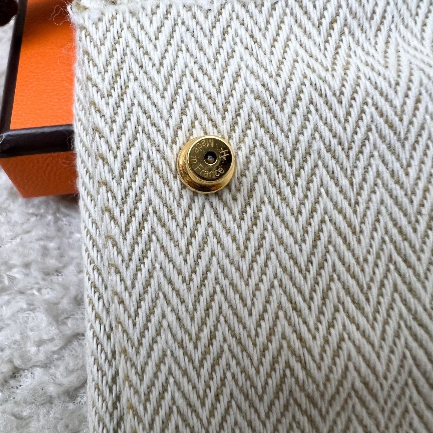 Hermes Mini Pop H Earrings in Gold Enamel and GHW