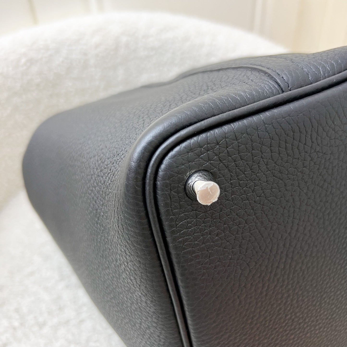 [Havik Shops New] Hermes Picotin 18 in Black Noir Clemence Leather and PHW