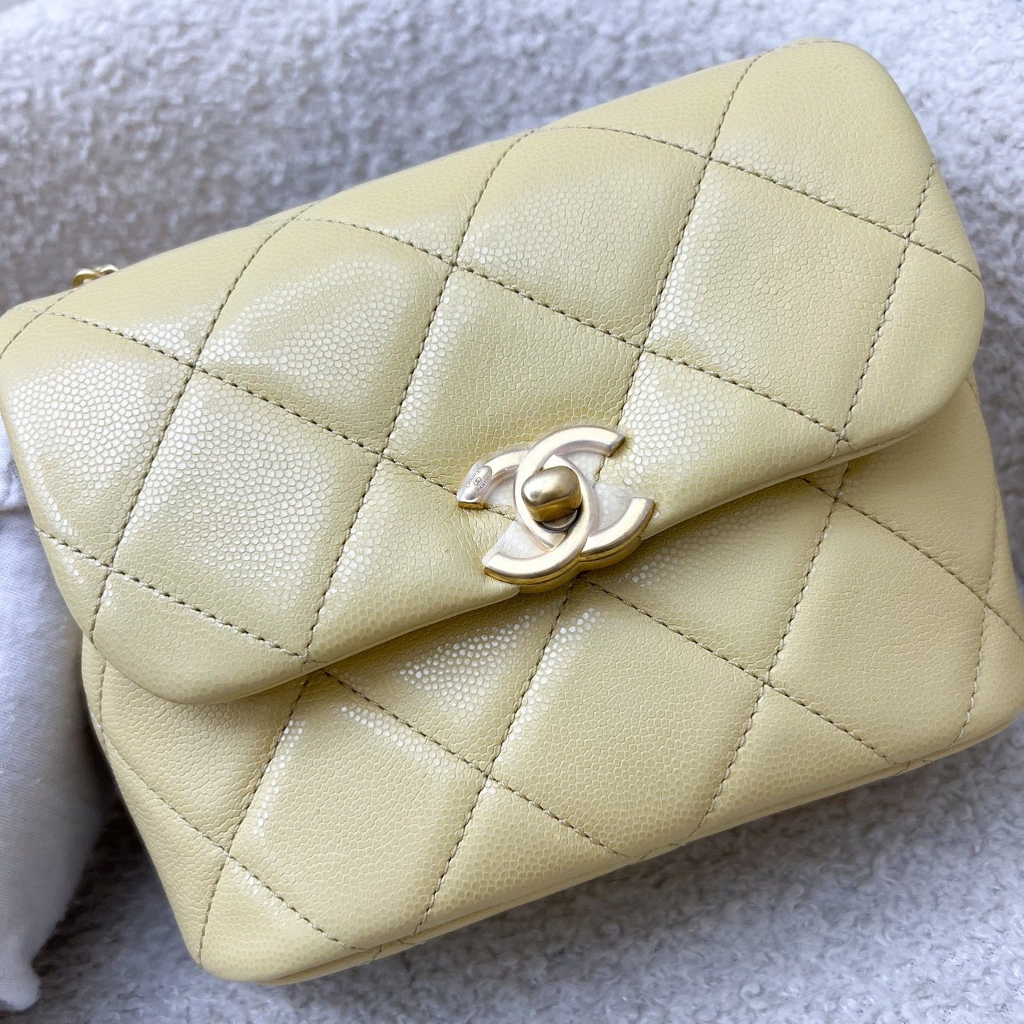 Chanel 22P Seasonal Square Mini in Light Yellow Caviar GHW