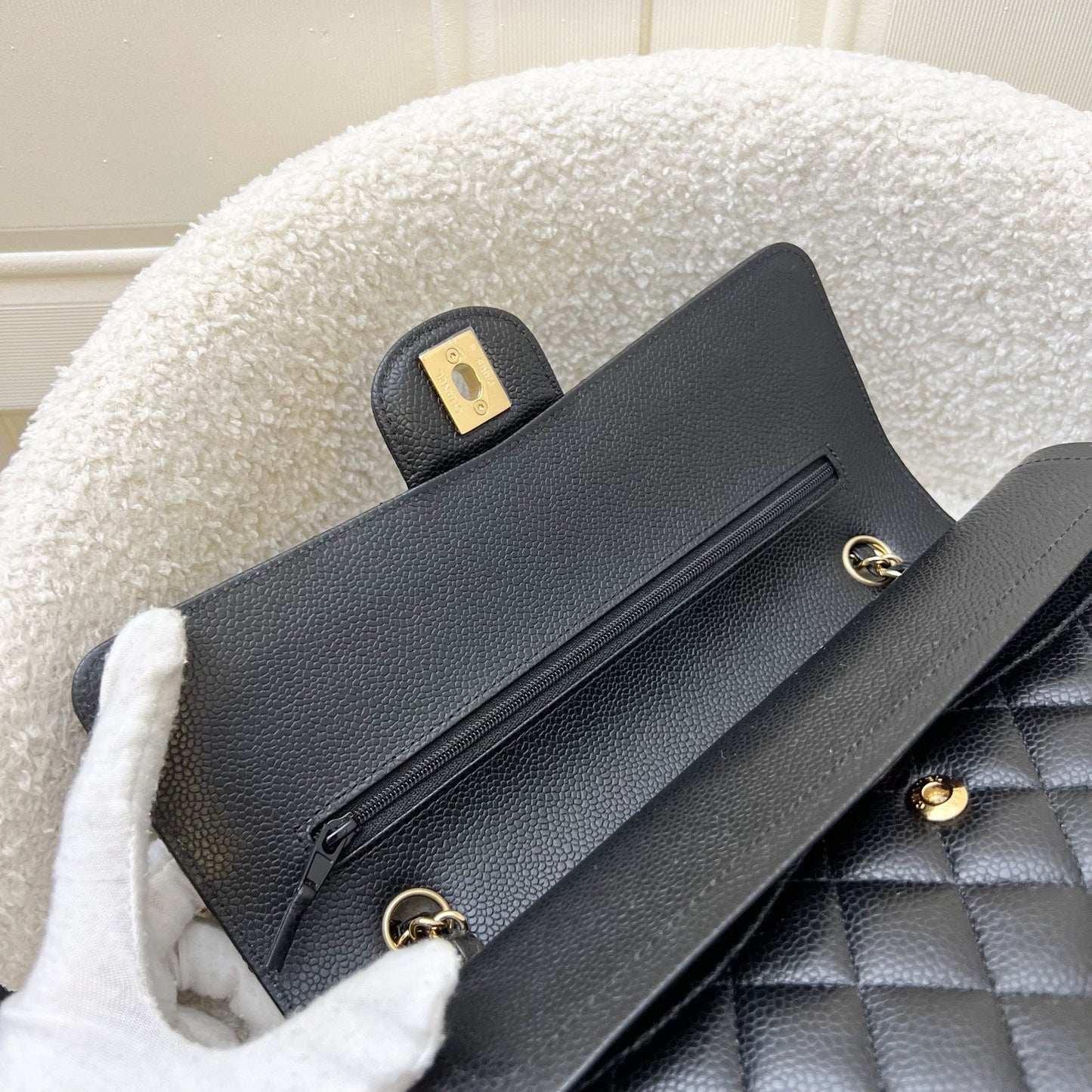 Chanel Medium Classic Flap CF in Black Caviar and GHW (Model: A01112)