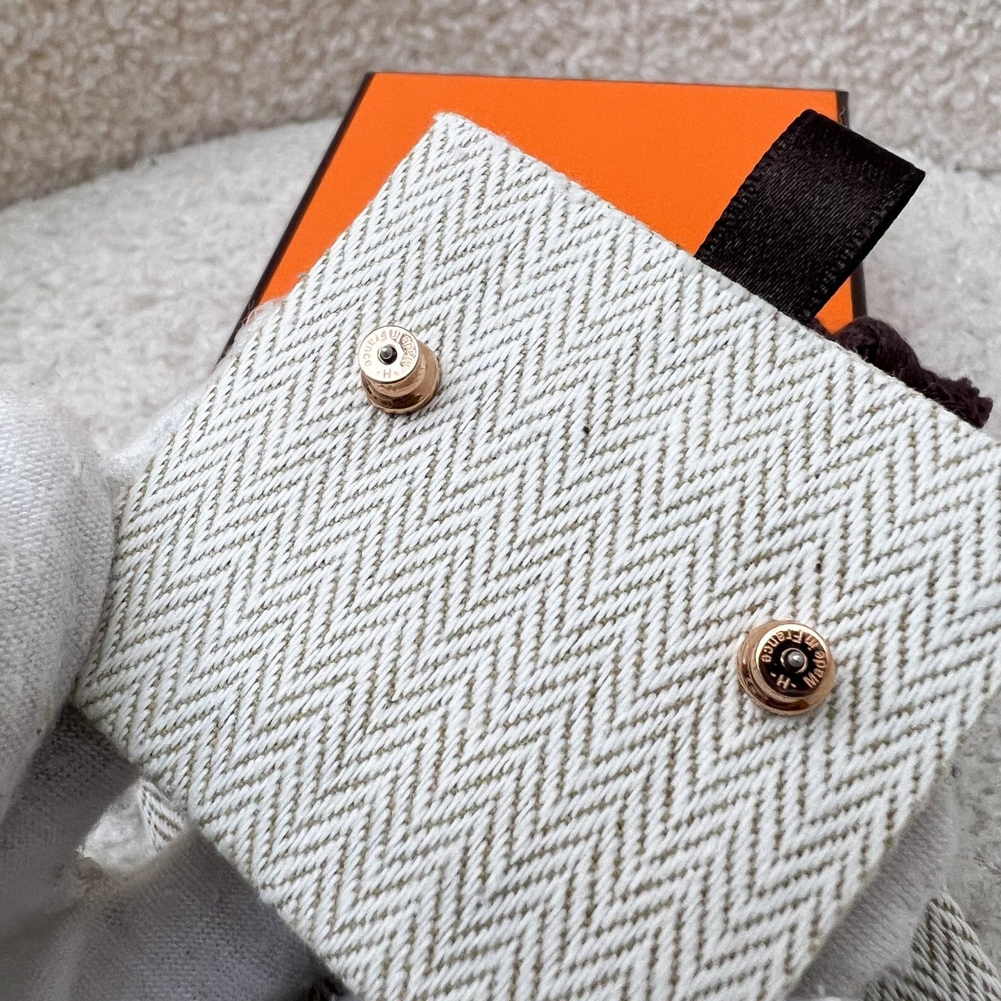 Hermes Mini Maillon Earrings in Noir and RGHW