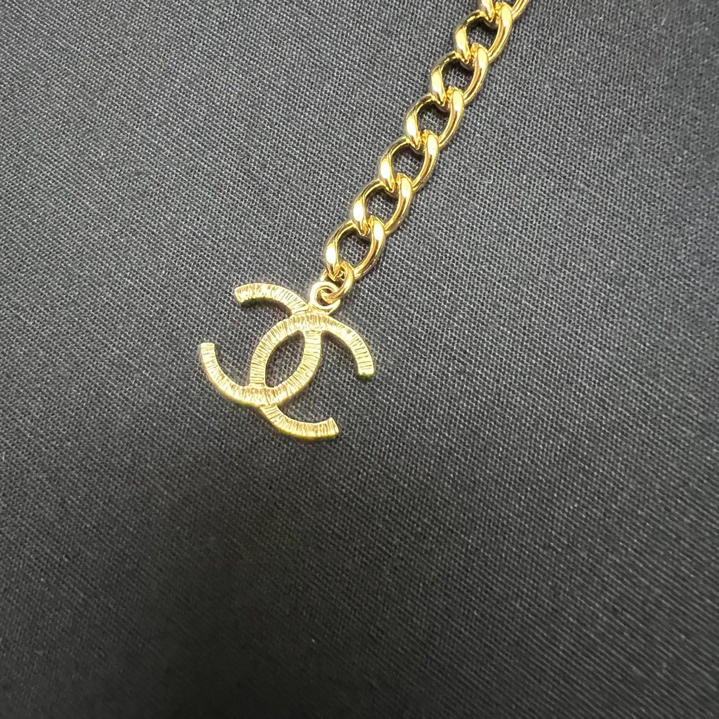 Chanel 24S Runway Waist Chain Belt with Pearls in GHW (ABD241)