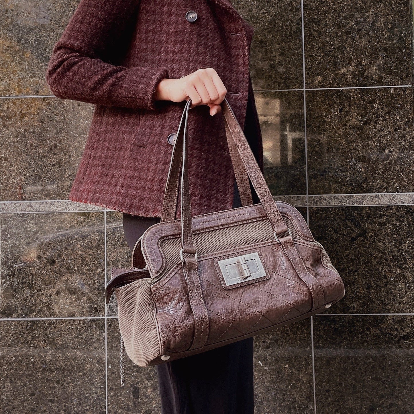 CHANEL vintage 2.55 Shoulder Bag