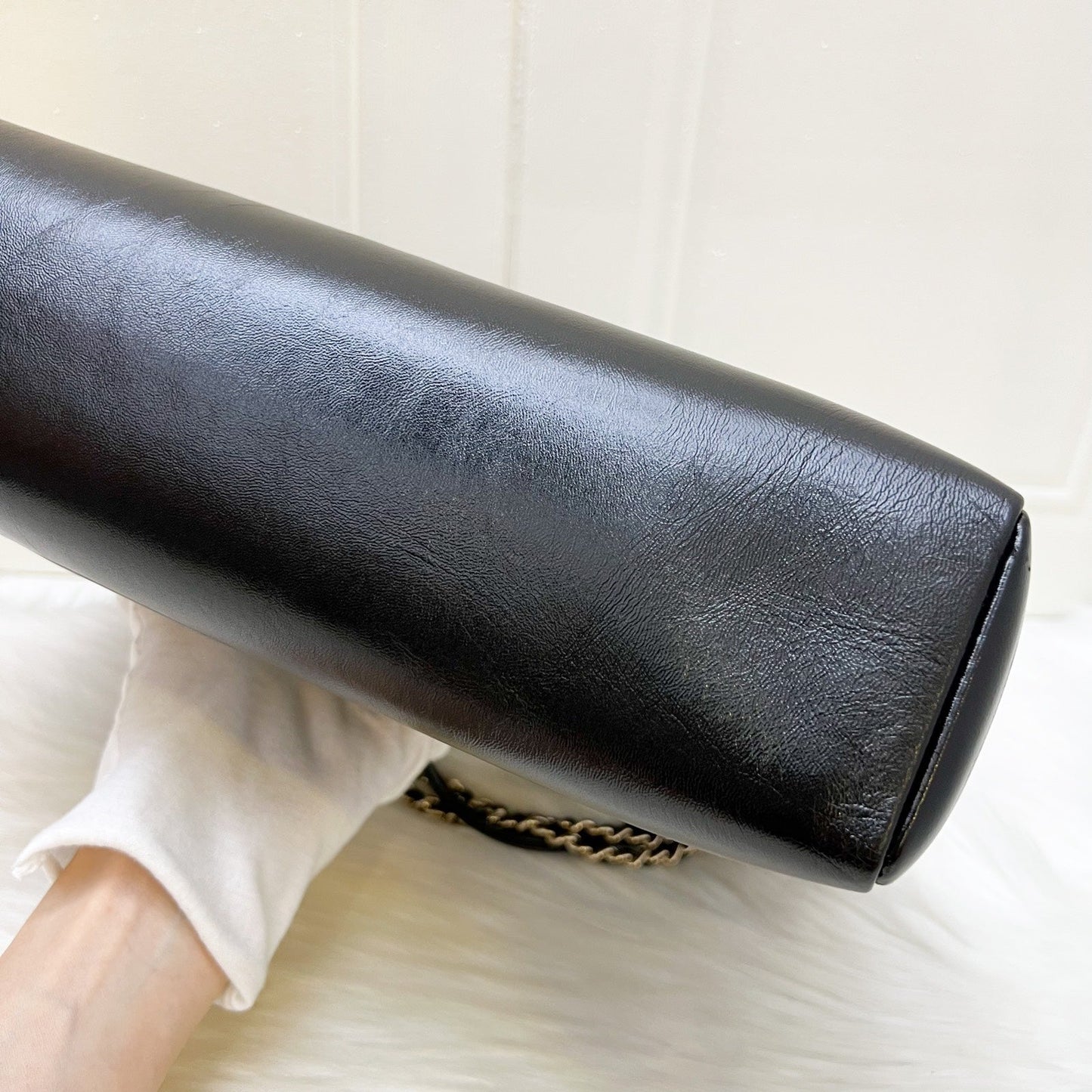 Chanel 31 Medium Shopping Bag in 24S Black Shiny Calfskin and LGHW (Model: AS4854)