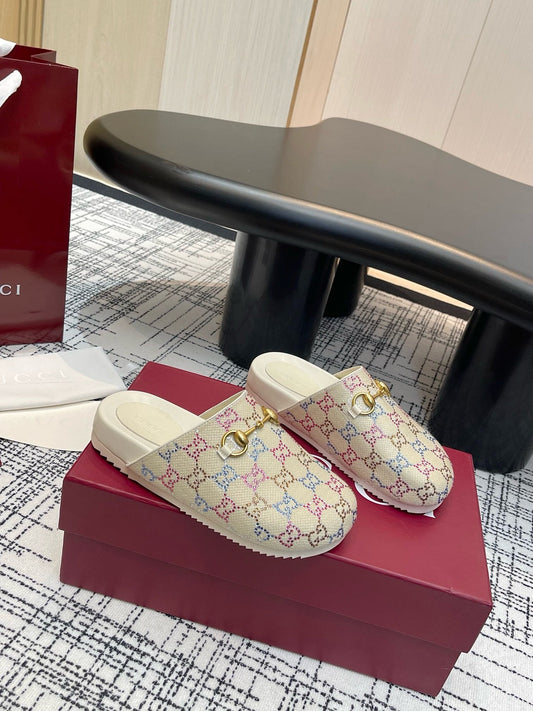 SE1635 Women's GUCCI Slipper with Crystal / Size5-9