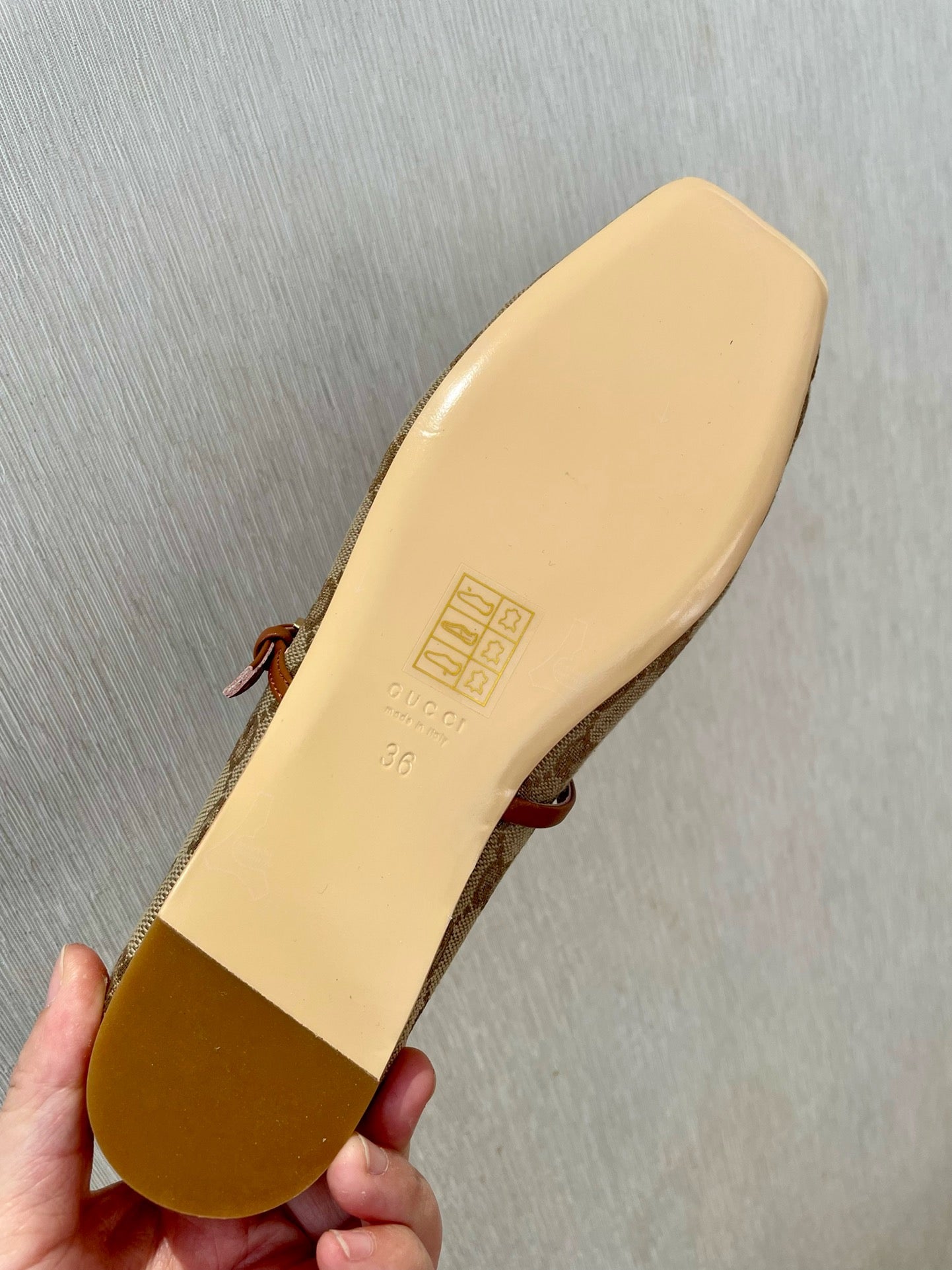 SE1634 Women's Gucci Horsebit Ballet Flat / Size5-11