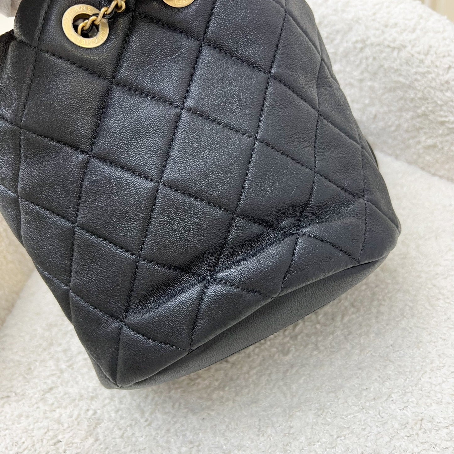 Chanel Pearl Handle Mini Drawstring Bucket Bag in Black Lambskin and AGHW (Model: AS2608)