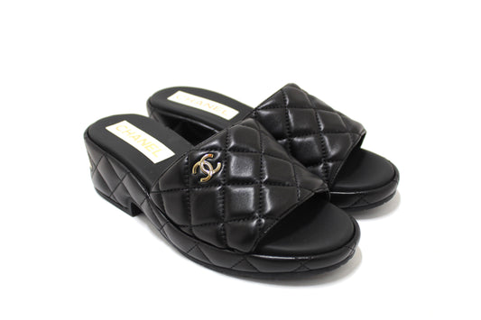 Chanel Black Quilted Lambskin Leather Platform Slide Size 36