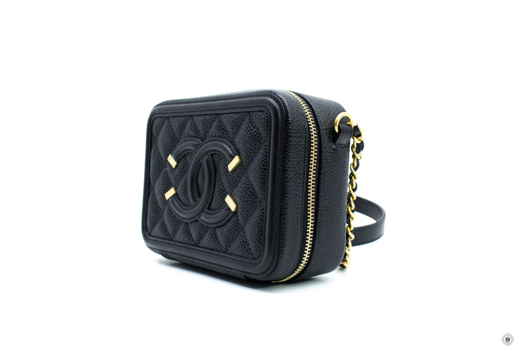 Chanel A84452 Y06542 CC Filigree Vanity Clutch With Chain Black / 94305 Caviar Shoulder Bags Ghw