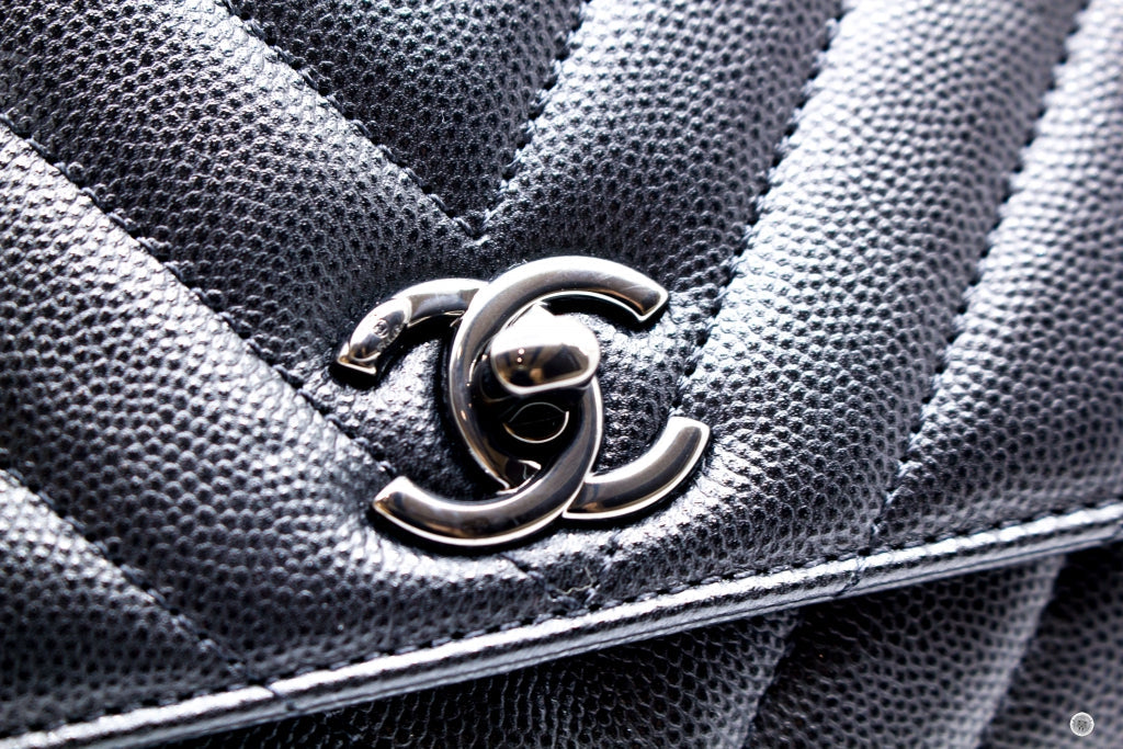 Chanel AS2215B06818 Mini Chevron Coco Handle  Black / 94305 Caviar Shoulder Bags Bkhw