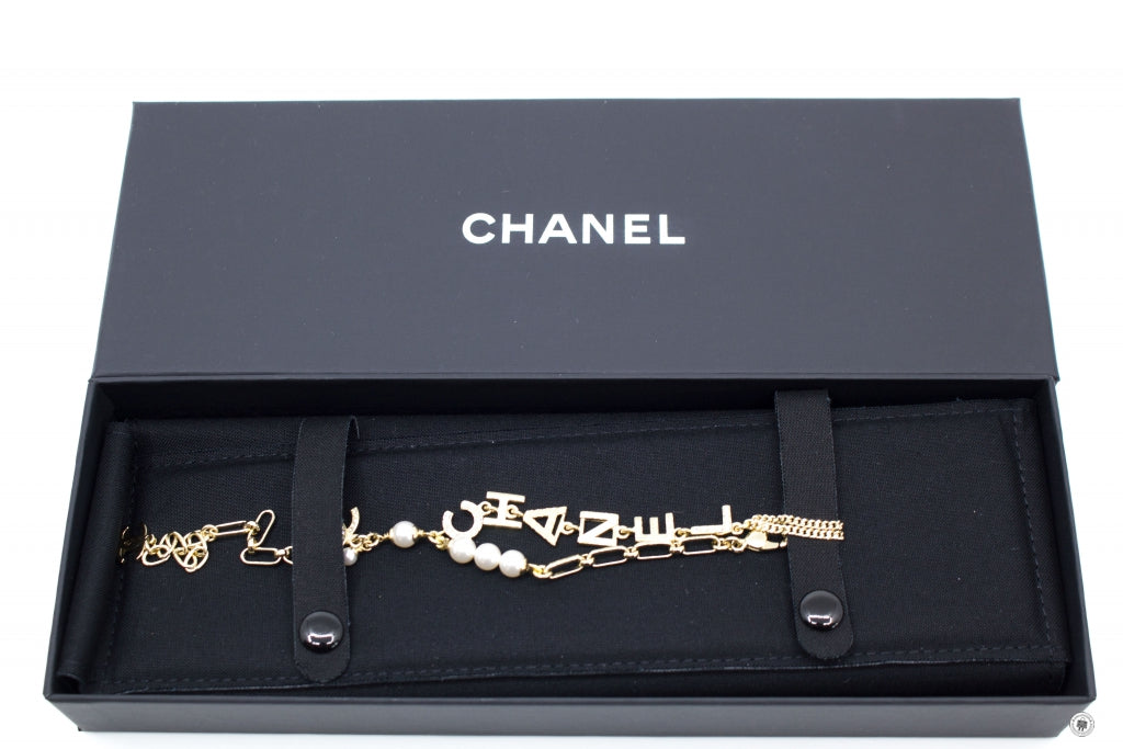 Chanel AB7943B07831 With CC Logo And Crystal  Gold / NH336 Metal Bracelet Ghw