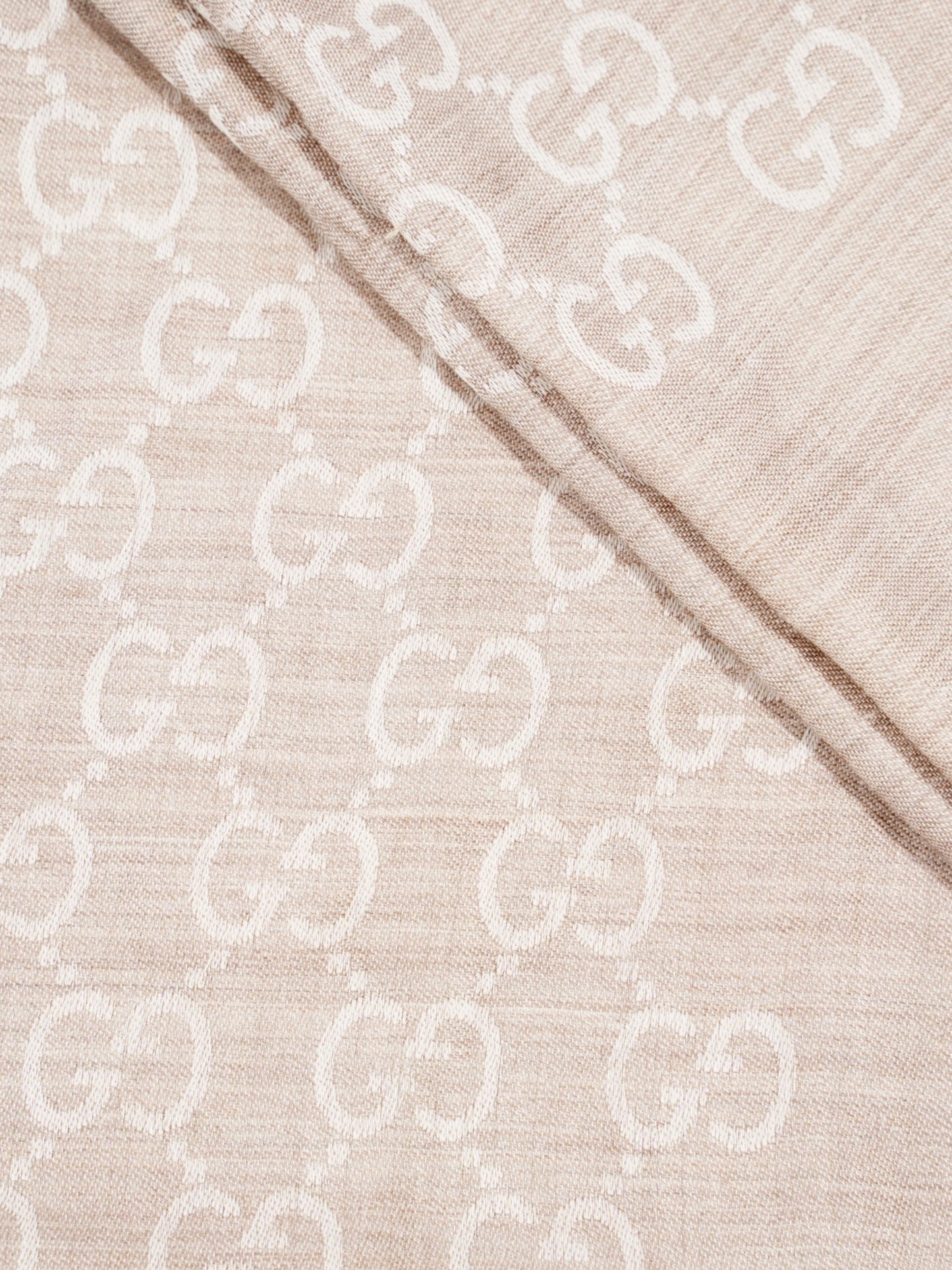 Gucci GG Scarf Grey / Beige Wool