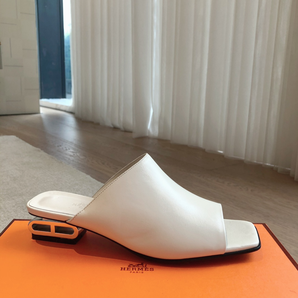Idole Sandal Blanc De Paris Designer Slides & Sandals for Women