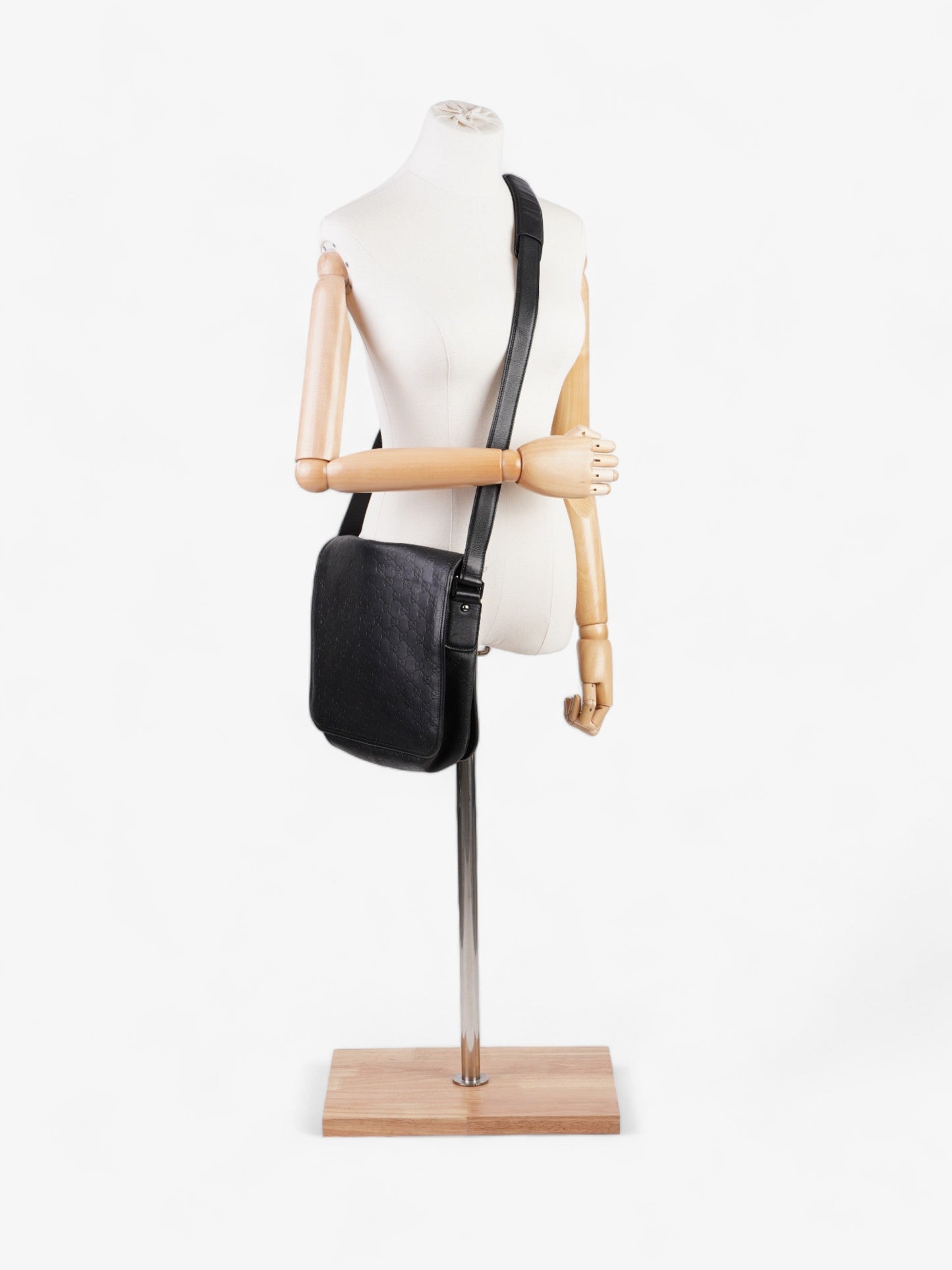 Gucci Flap Messenger Black Leather