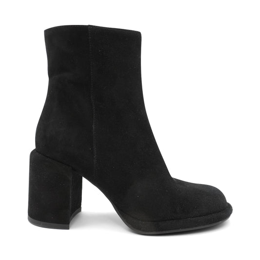 La Canadienne 'Avi' Boots - Women's 35