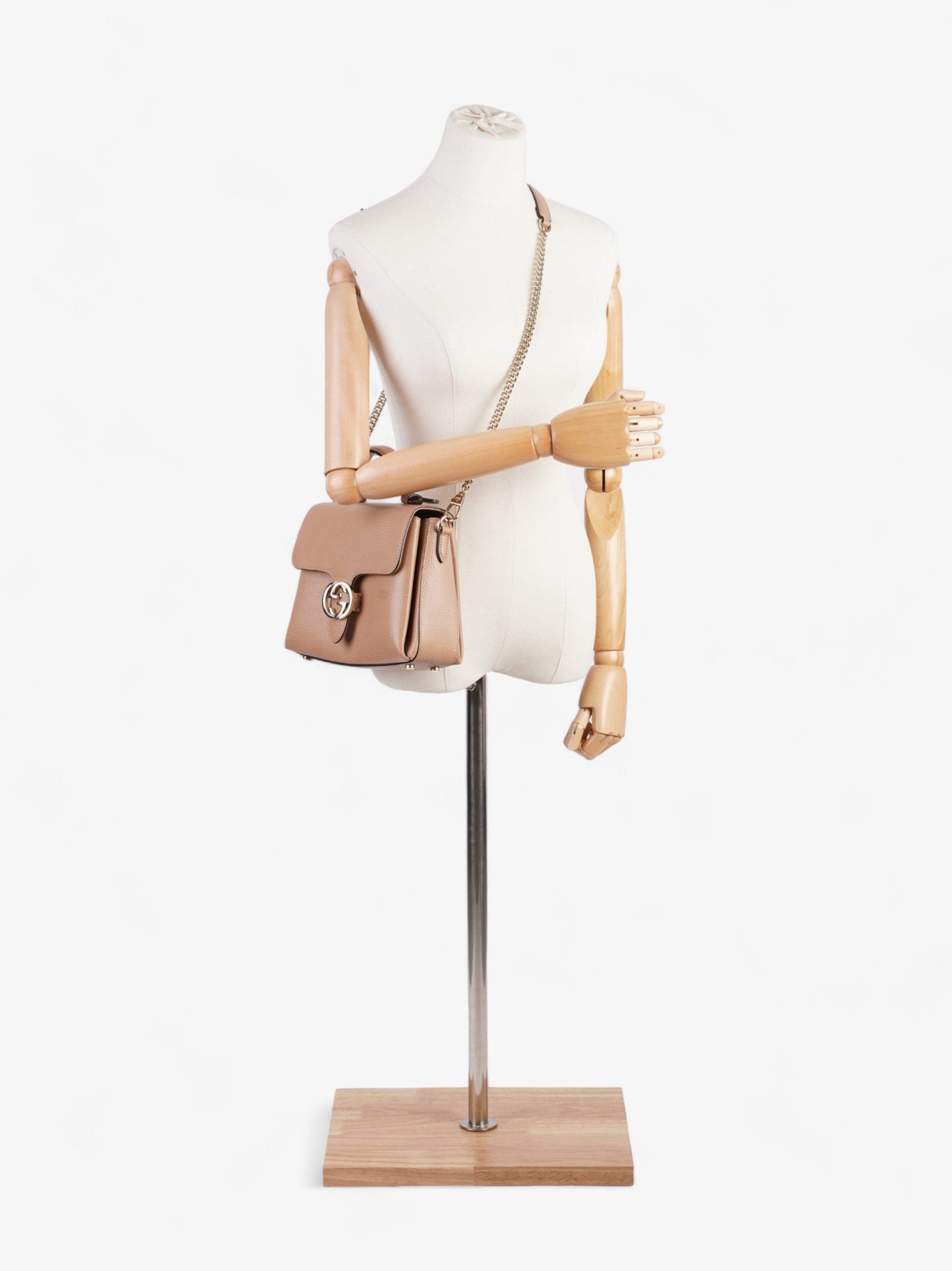 Gucci Interlocking GG Chain Beige Leather