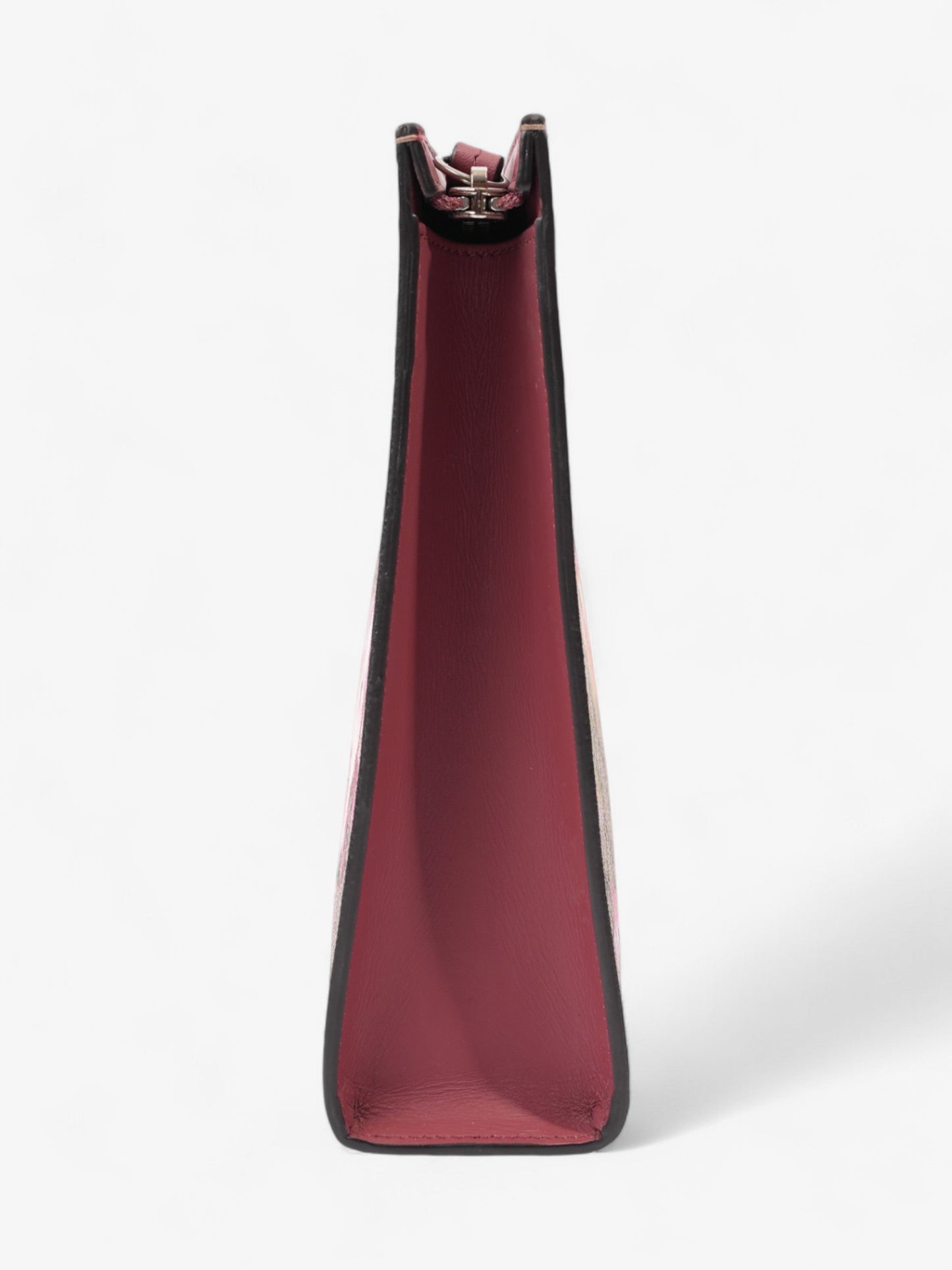 Gucci GG Blooms Pouch GG Supreme / Bloom Coated Canvas