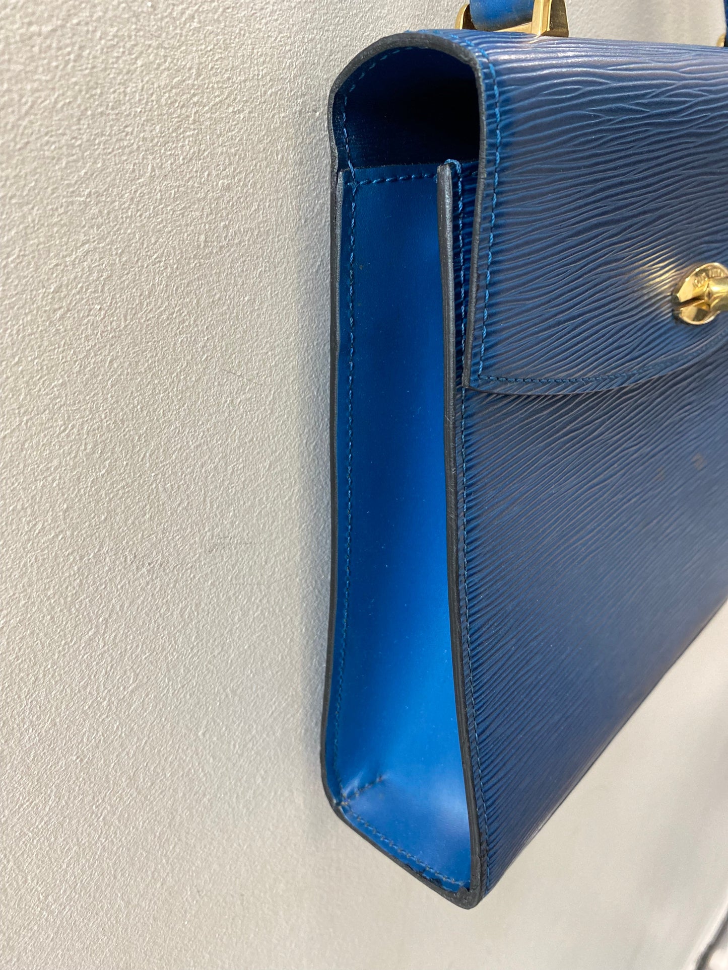 LOUIS VUITTON EPI LEATHER MALESHERBES HANDBAG