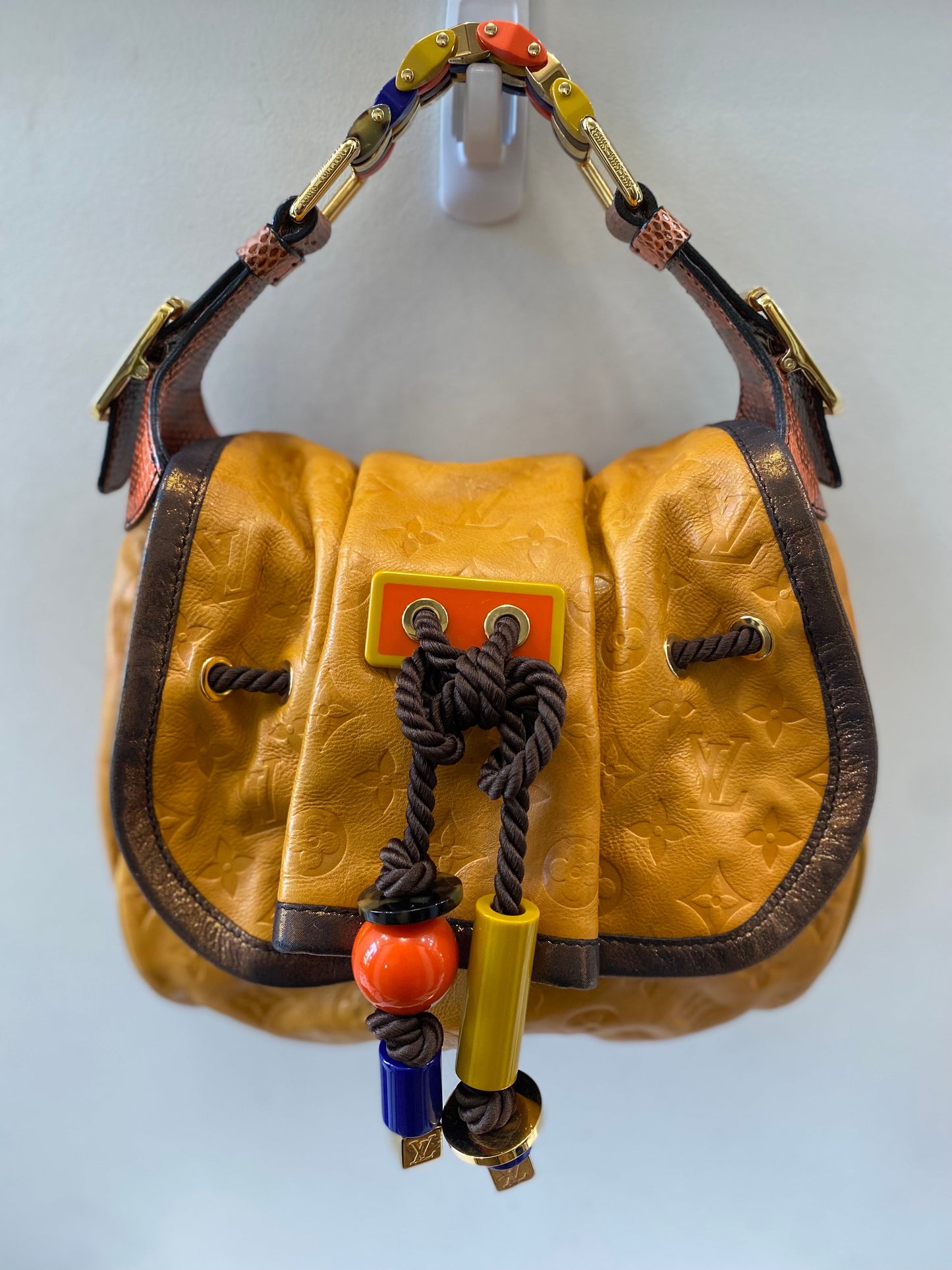 LOUIS VUITTON EPICES KALAHARI PM LIMITED EDITION IN SAFRAN