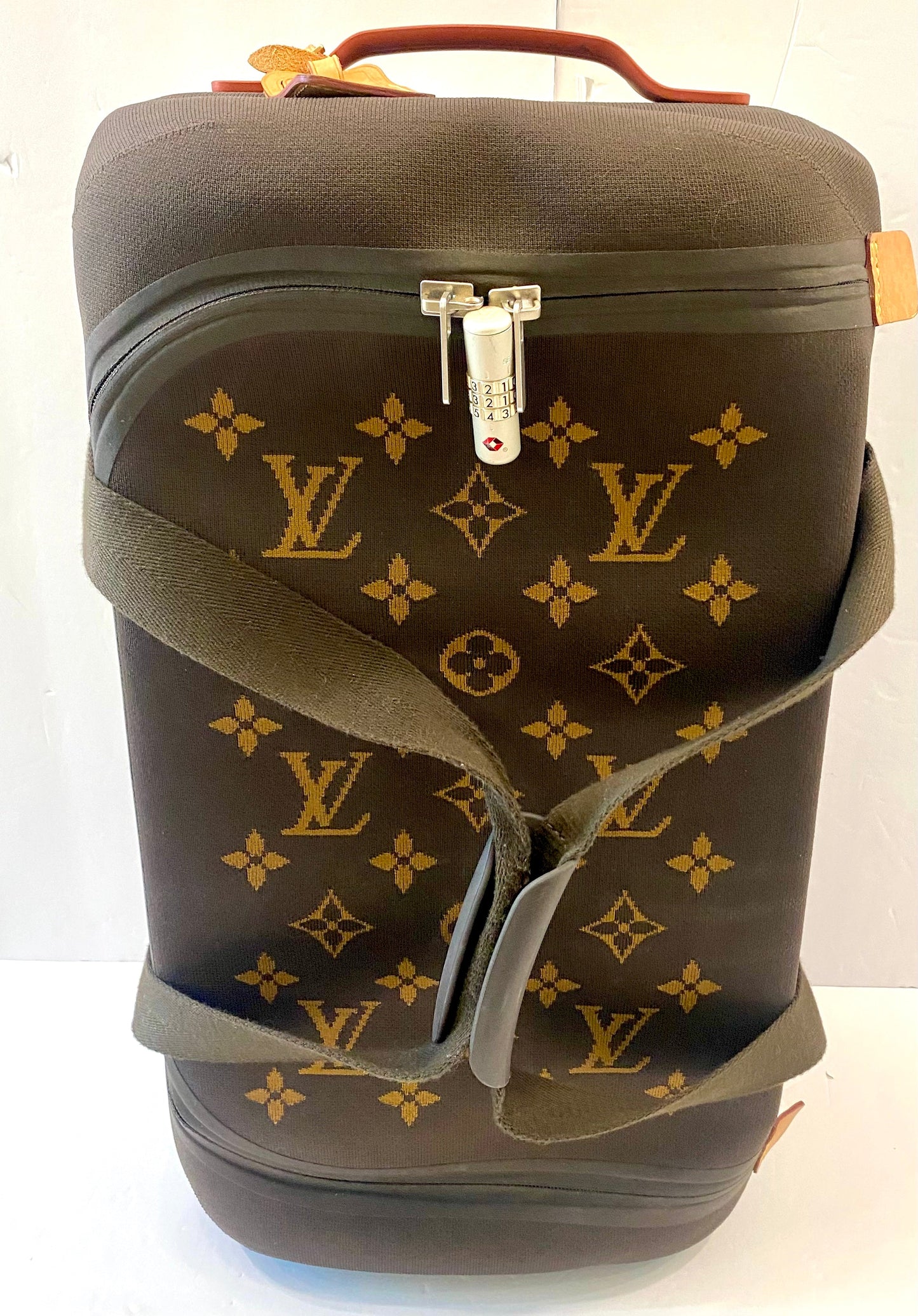 LOUIS VUITTON MONOGRAM JACQUARD KNIT HORIZON SOFT DUFFLE 55 BAG