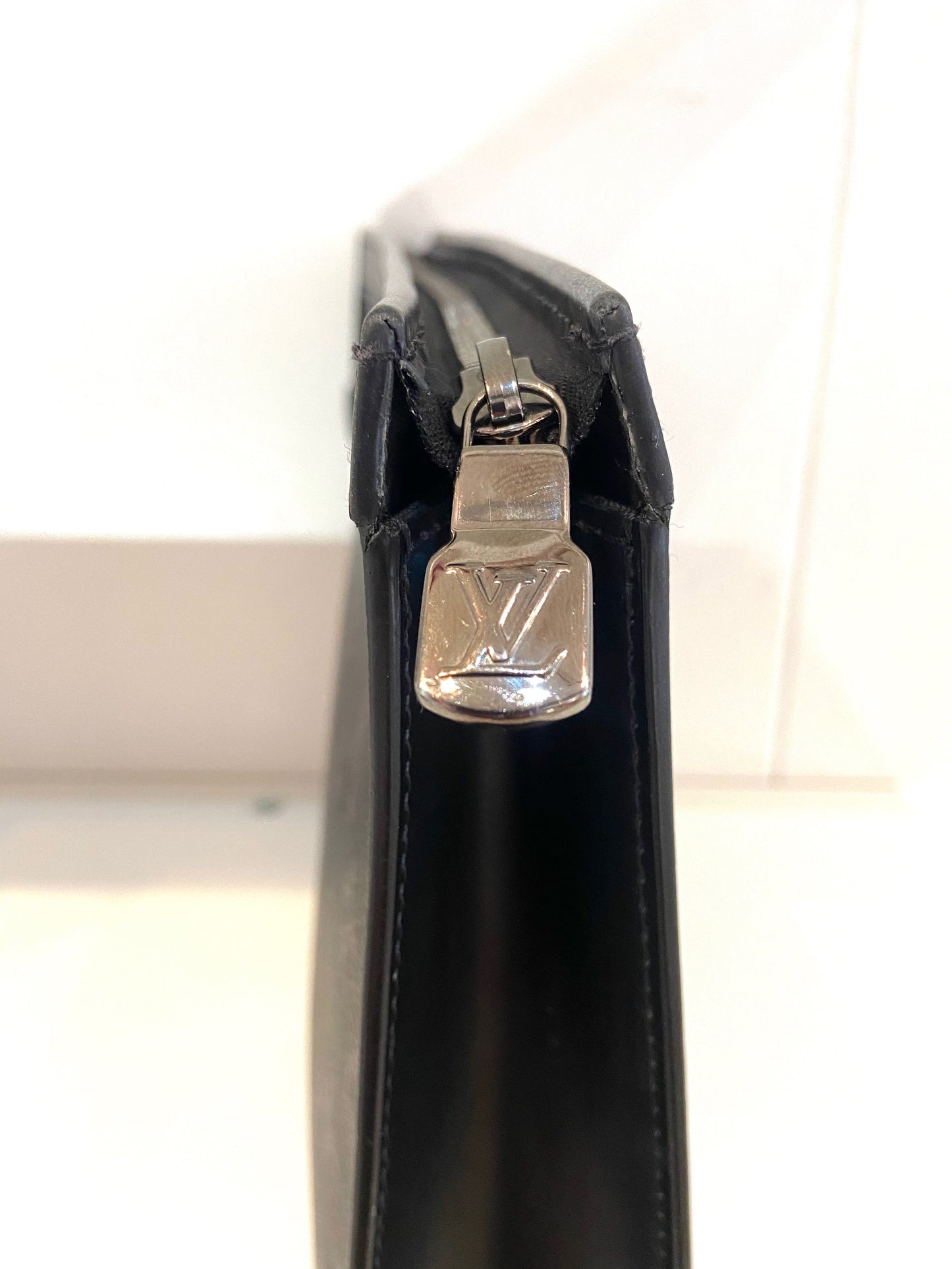 LOUIS VUITTON MONOGRAM ECLIPSE VOYAGE POCHETTE