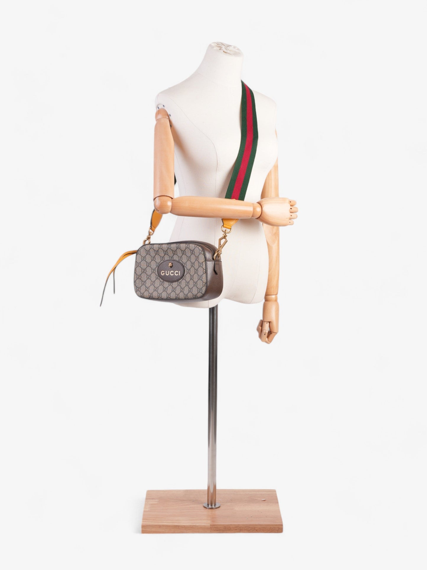 Gucci Neo Vintage GG Bag GG Supreme / Brown Coated Canvas