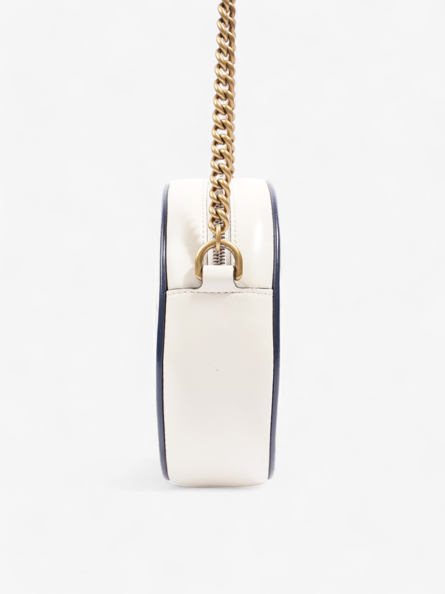 Gucci GG Marmont Round White / Navy Blue Matelasse Leather